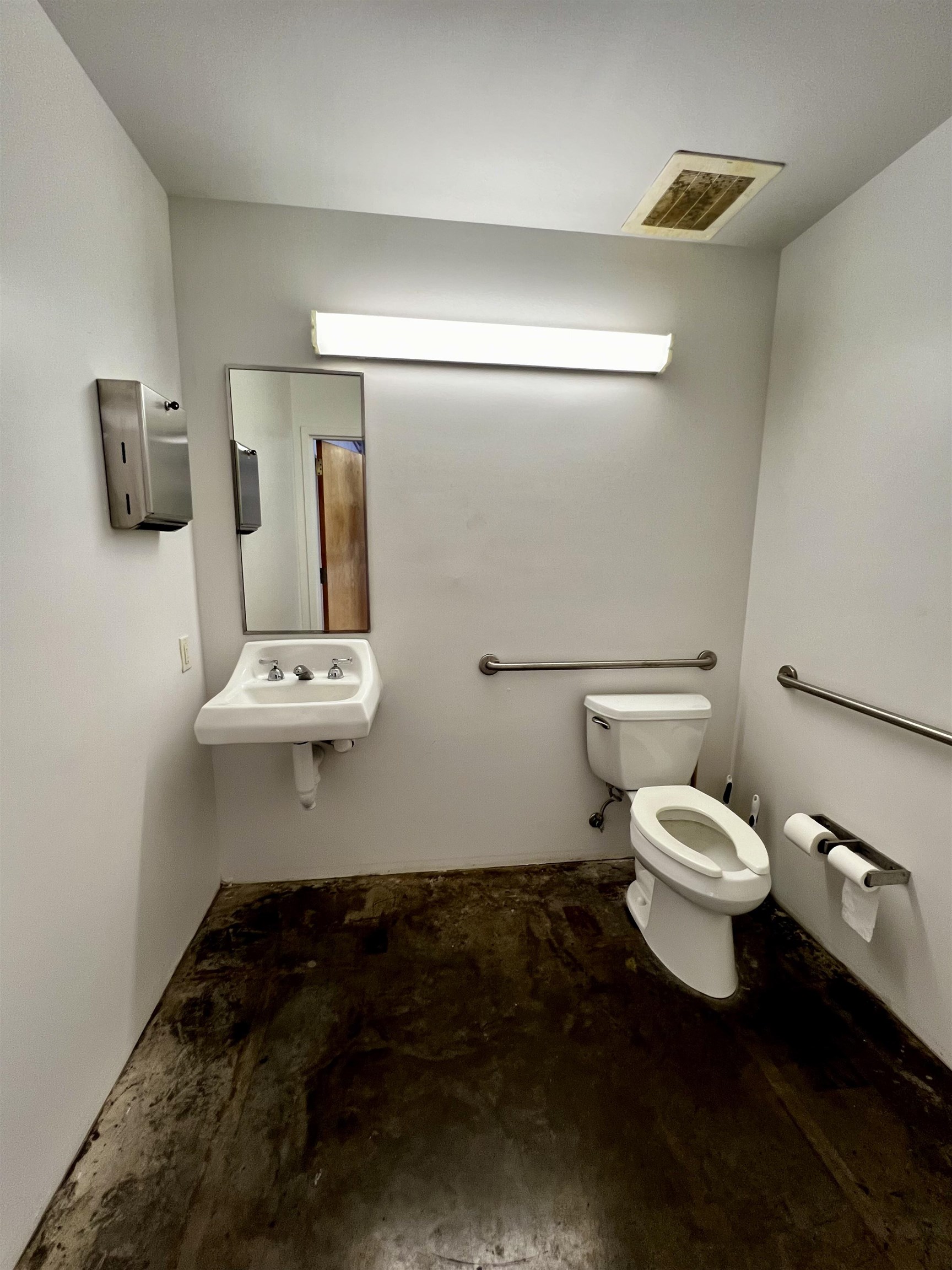320 Ohukai St Property Photo 6