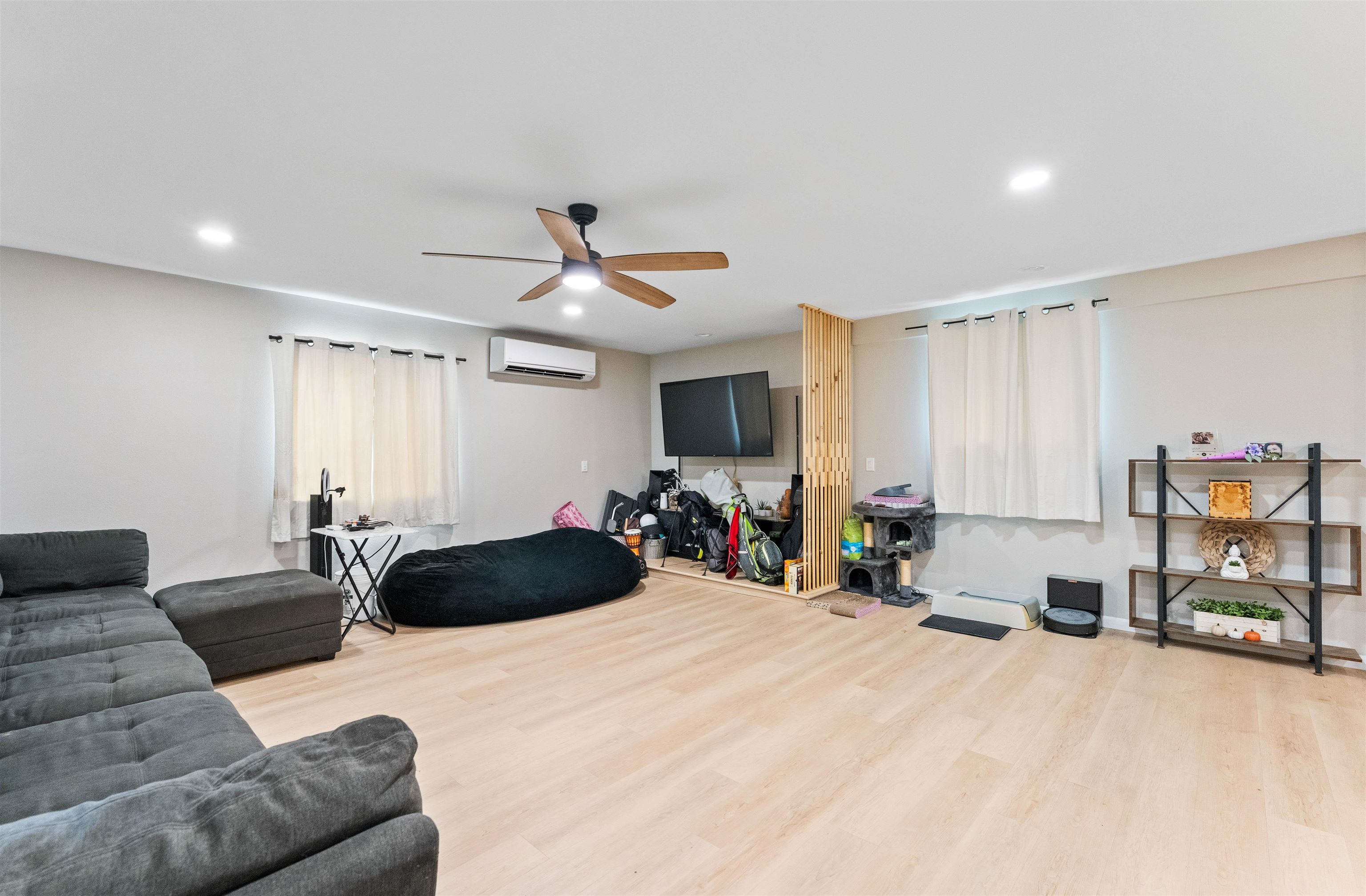 624 Alihilani St Property Photo 4
