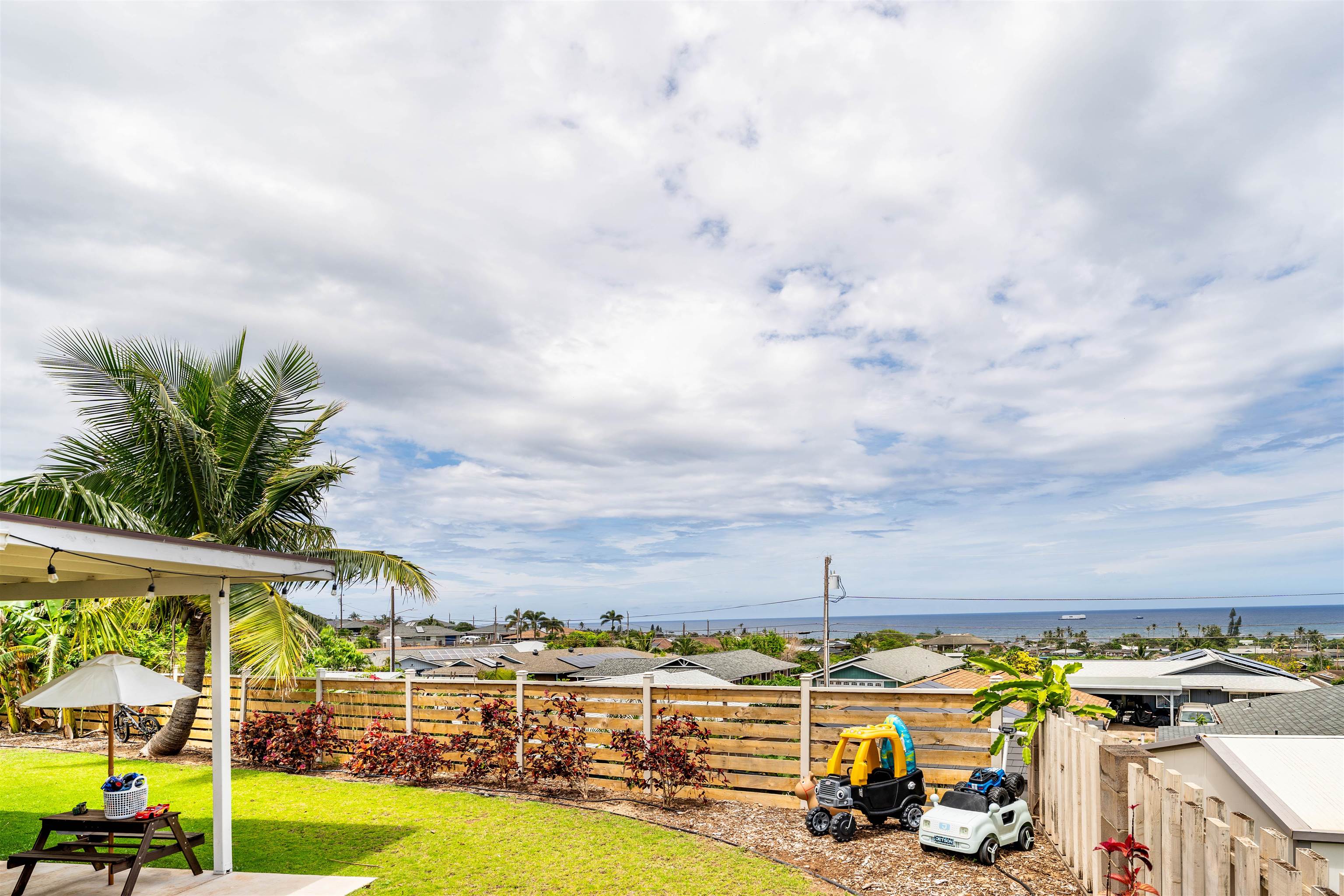 624 Alihilani St Property Photo 22