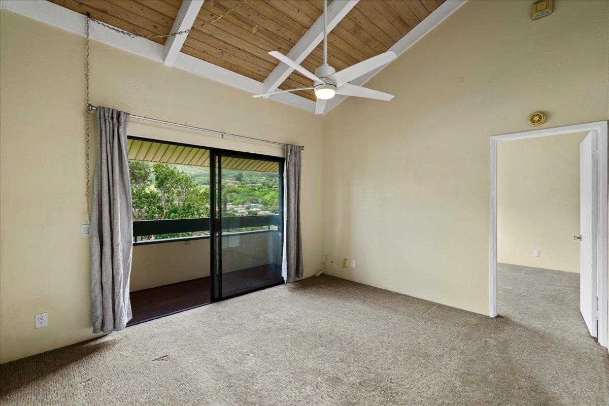 2180 Vineyard St Property Photo 5