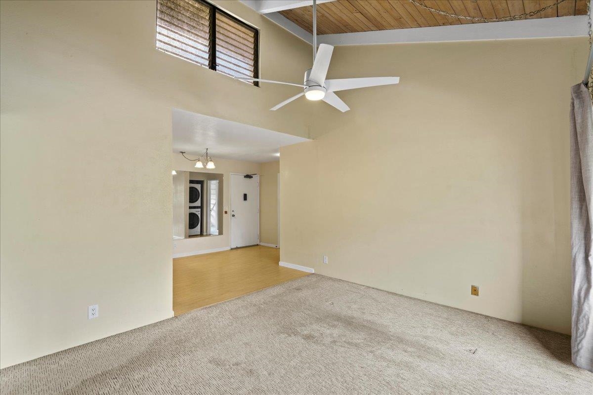 2180 Vineyard St Property Photo 13