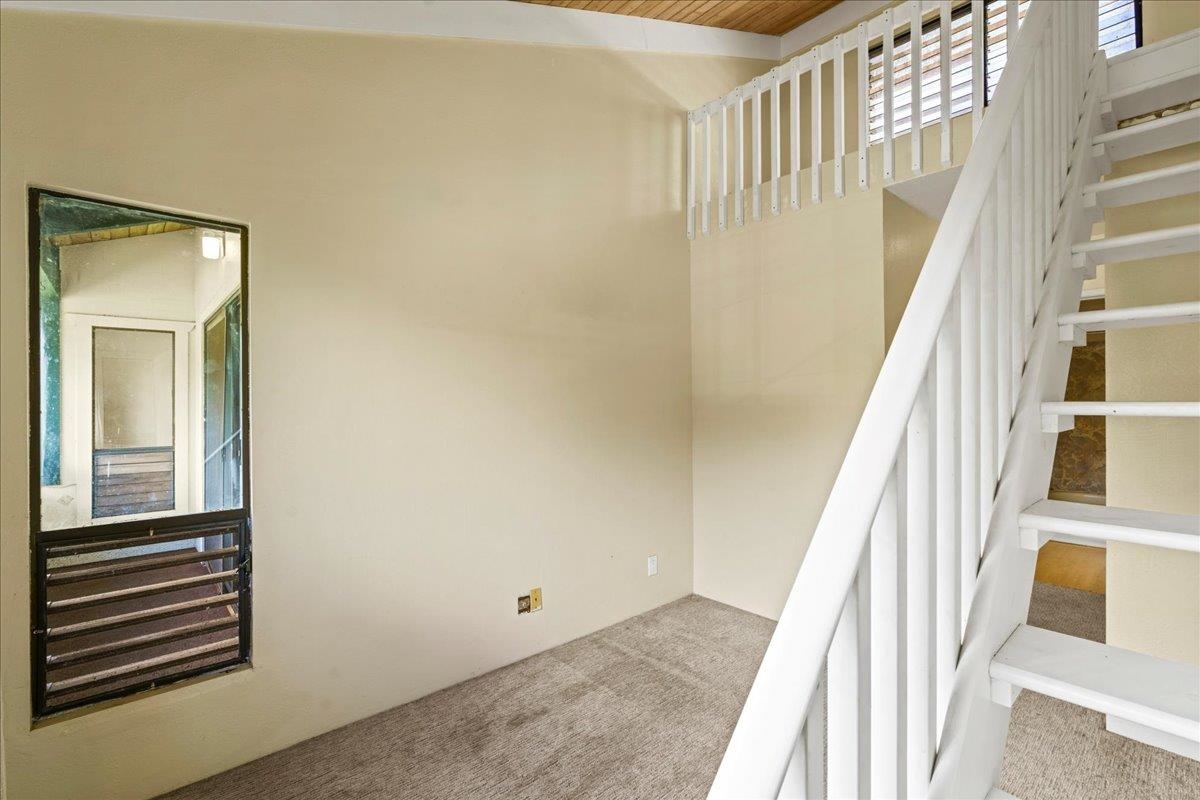 2180 Vineyard St Property Photo 24