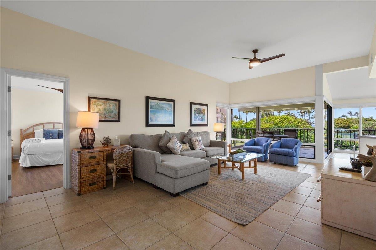 500 Bay Dr Property Photo 2