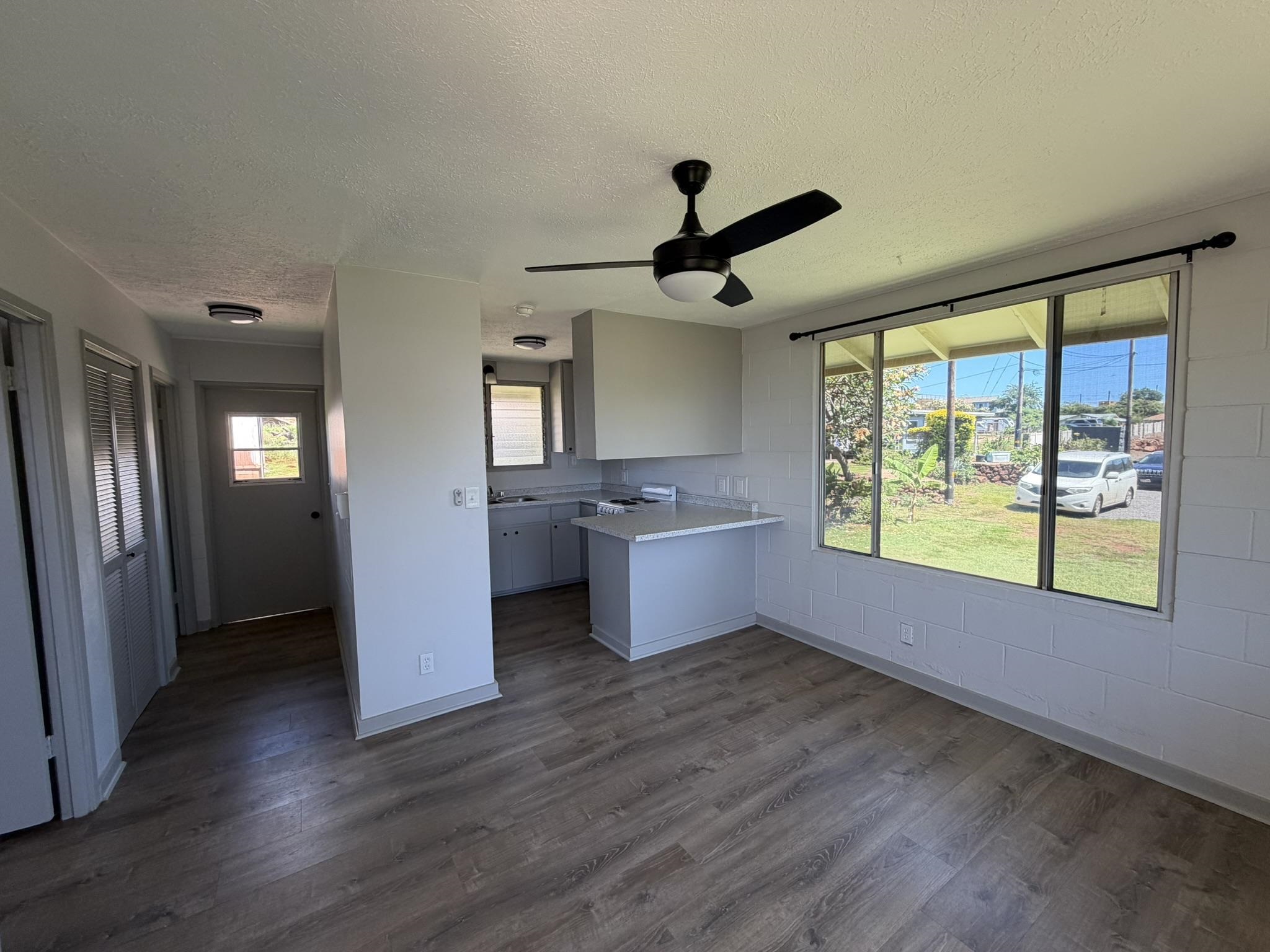 1550 Malo St Property Photo 4