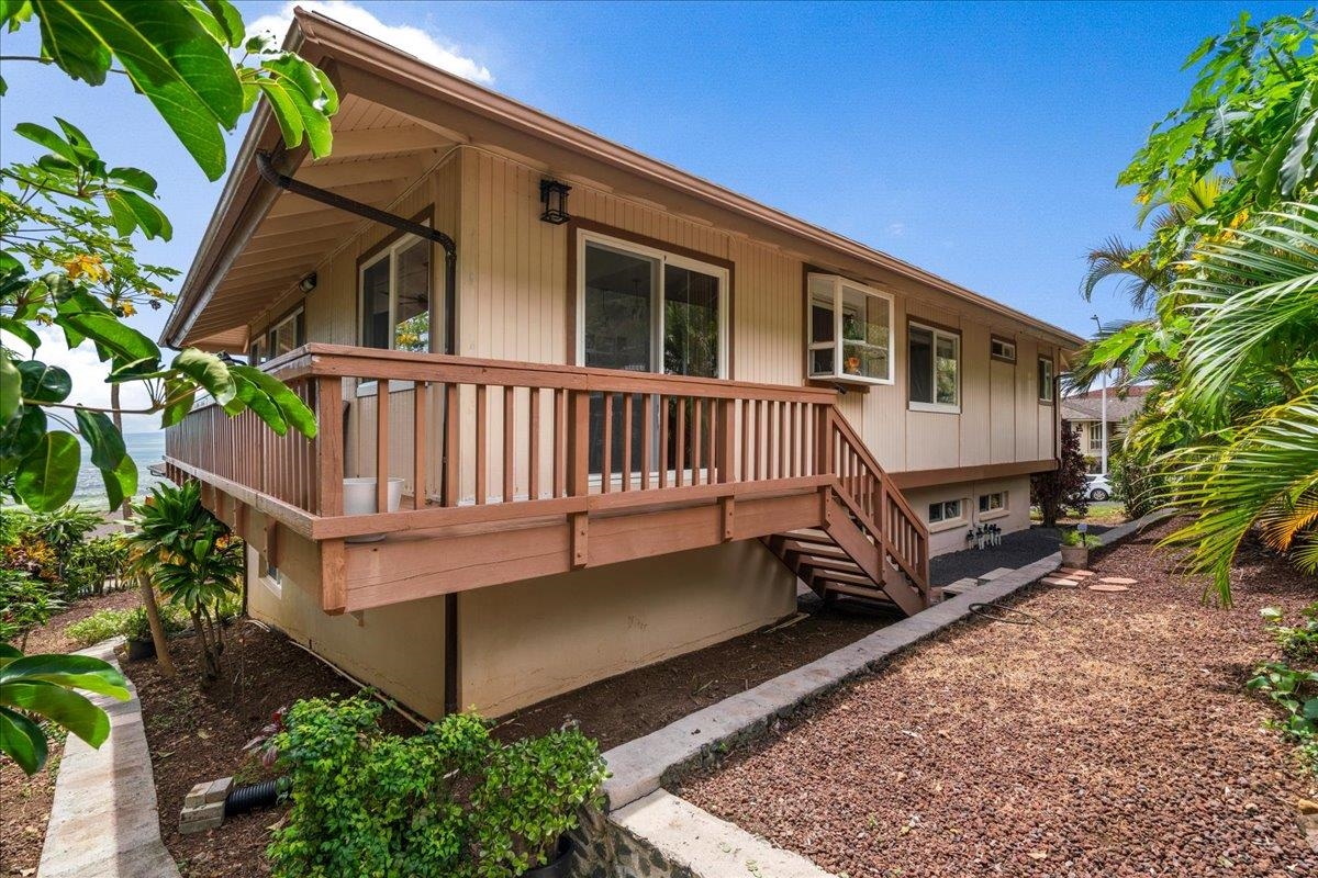 486 Polulani Dr Property Photo 8