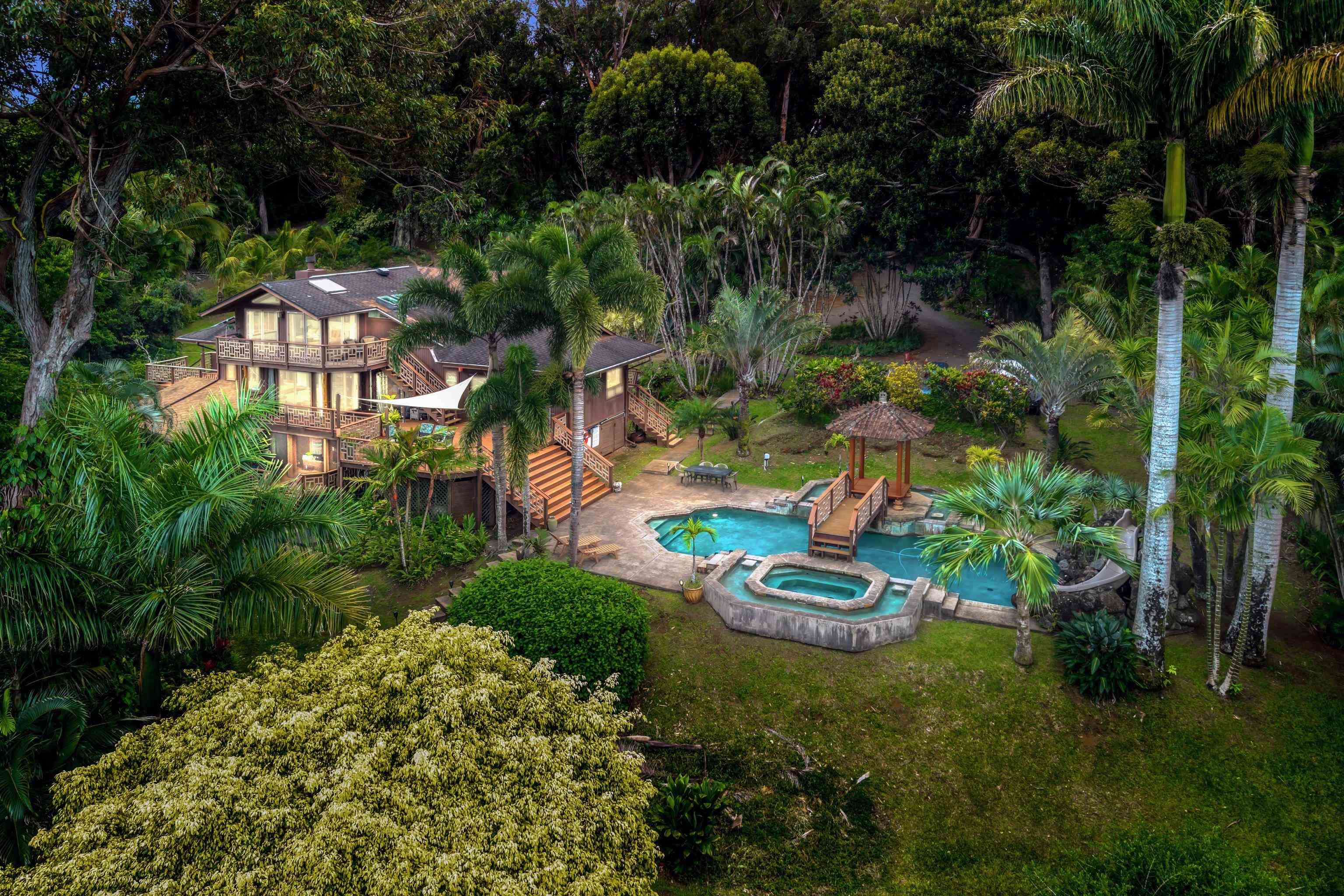 1073 Nanihoku Pl Property Photo 3