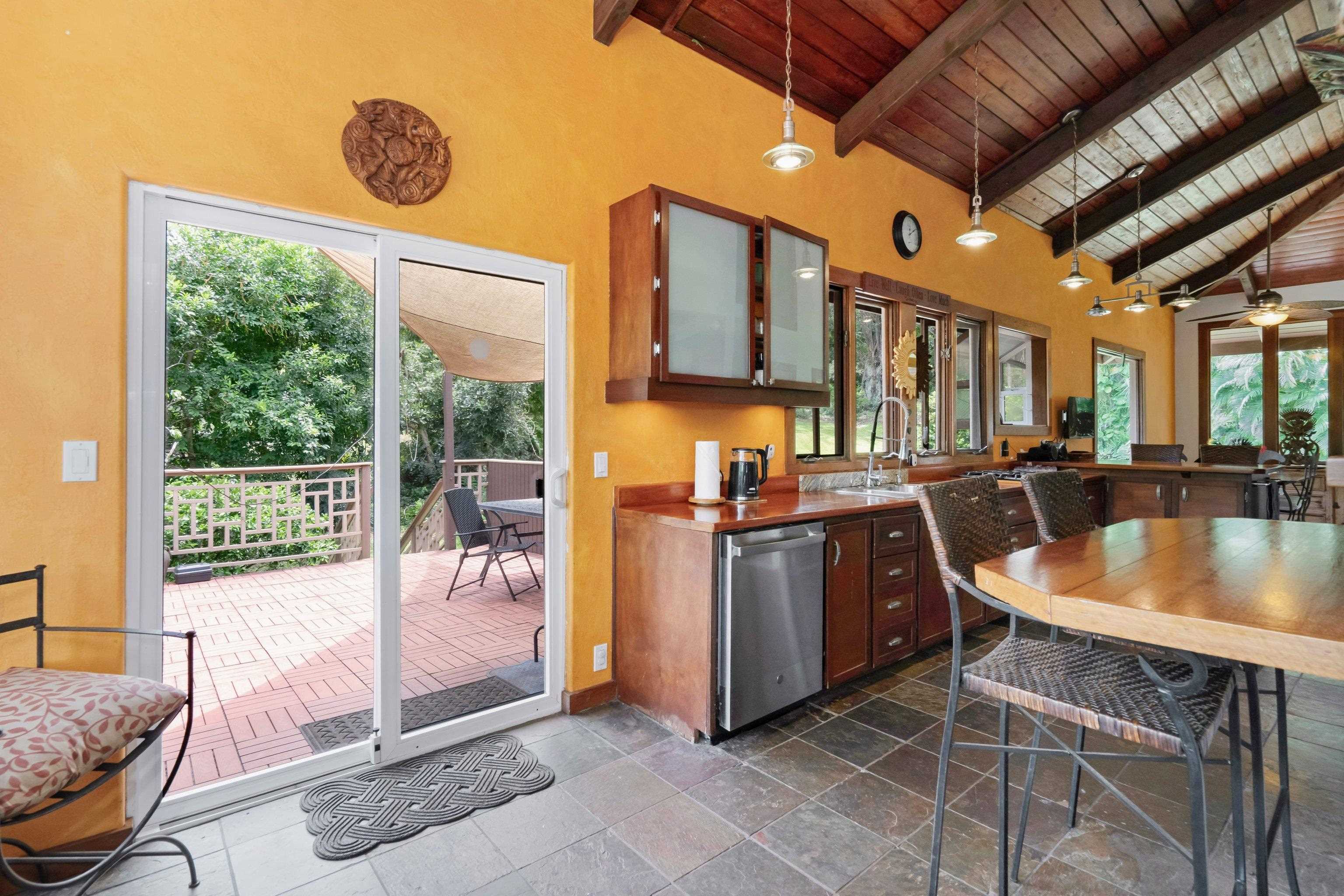 1073 Nanihoku Pl Property Photo 8
