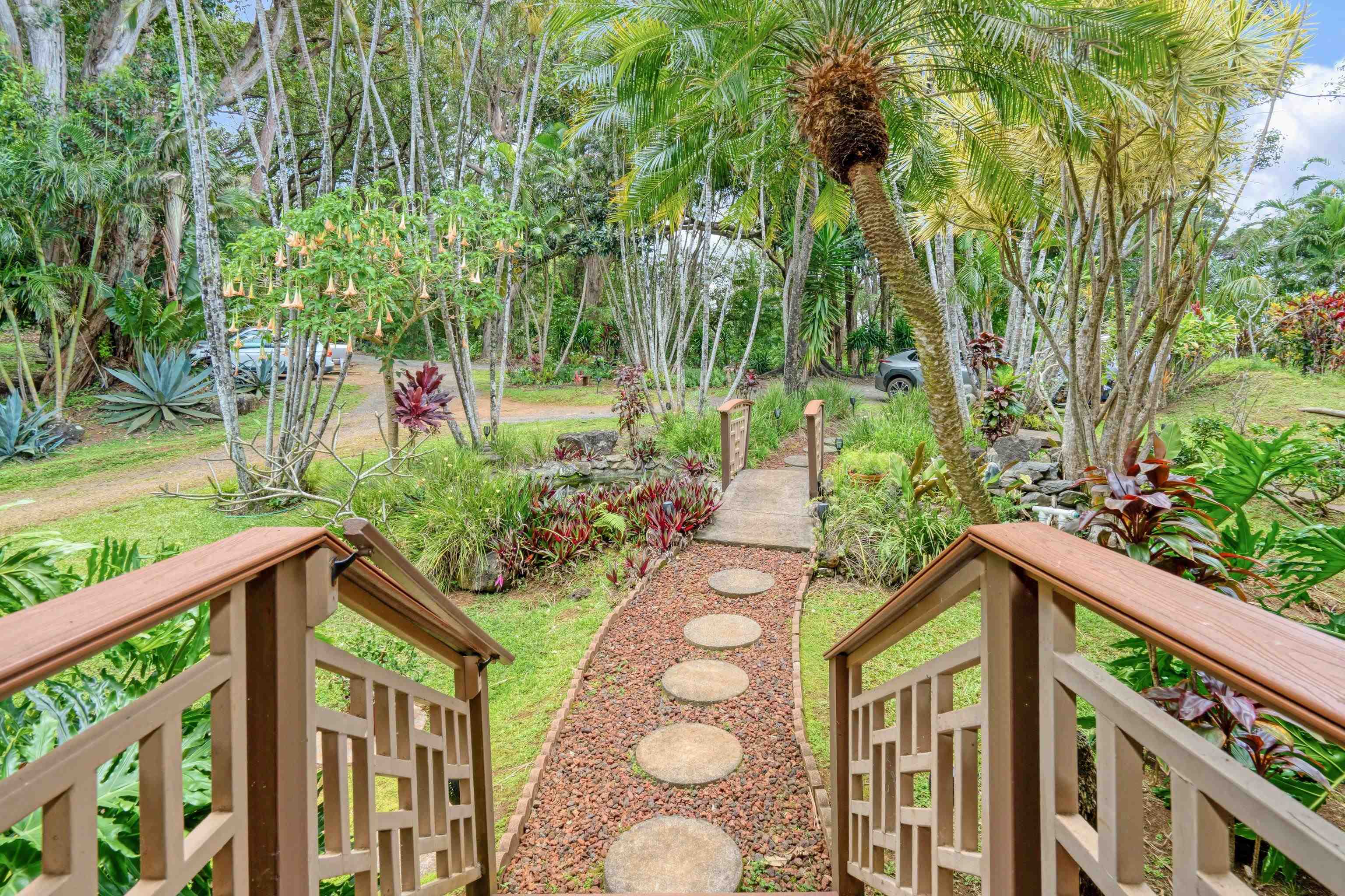 1073 Nanihoku Pl Property Photo 21