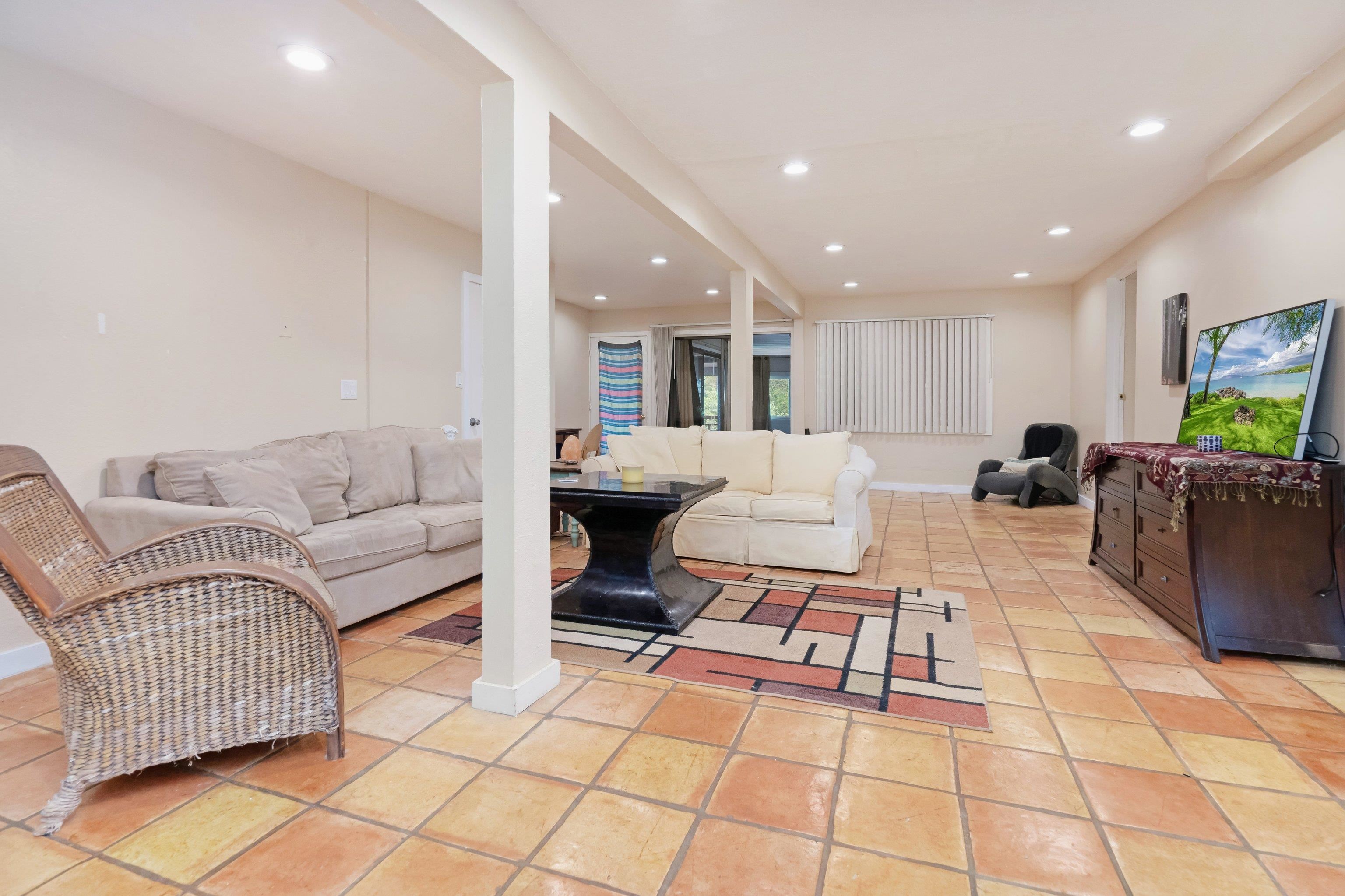1073 Nanihoku Pl Property Photo 32