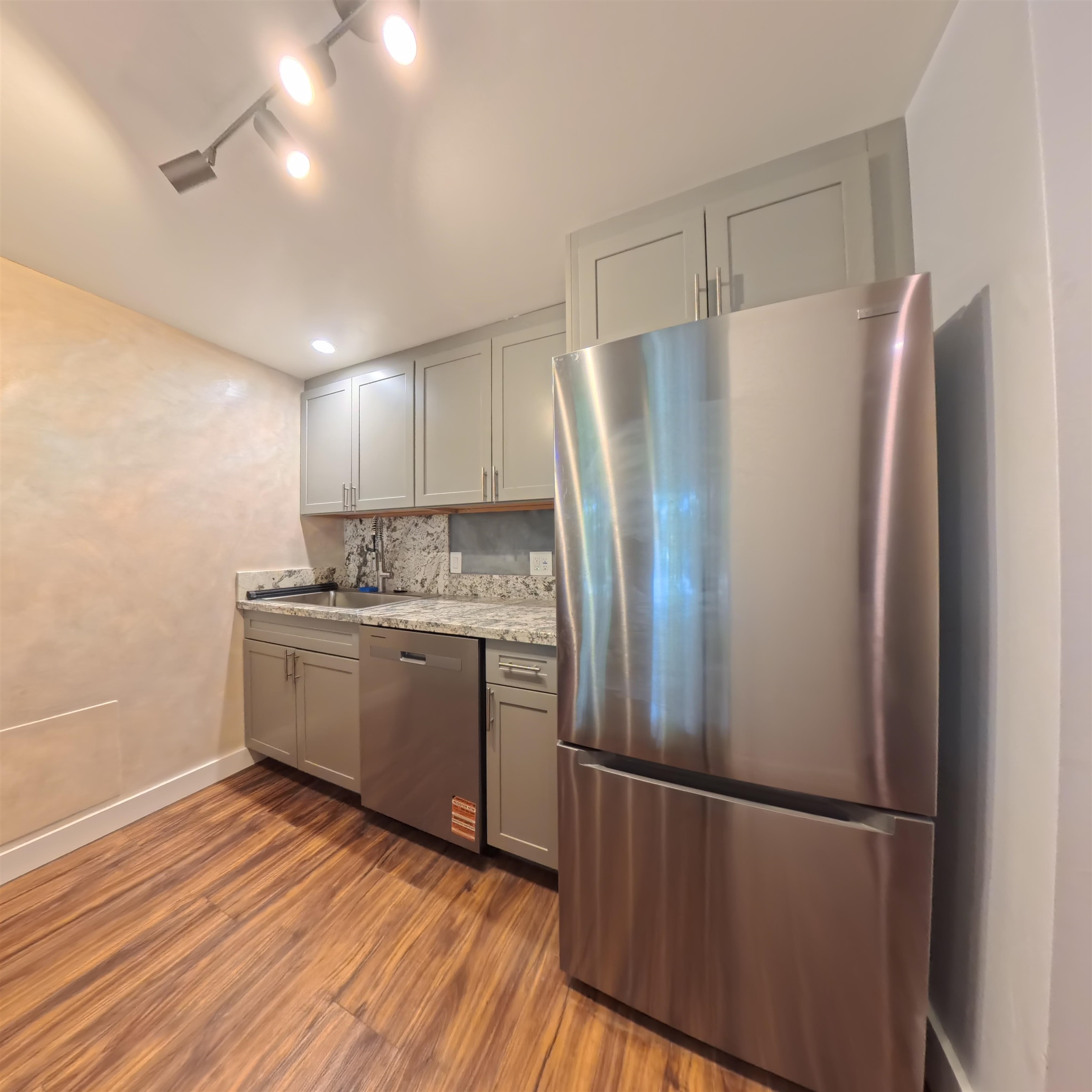 2124 Awihi Pl Property Photo 8
