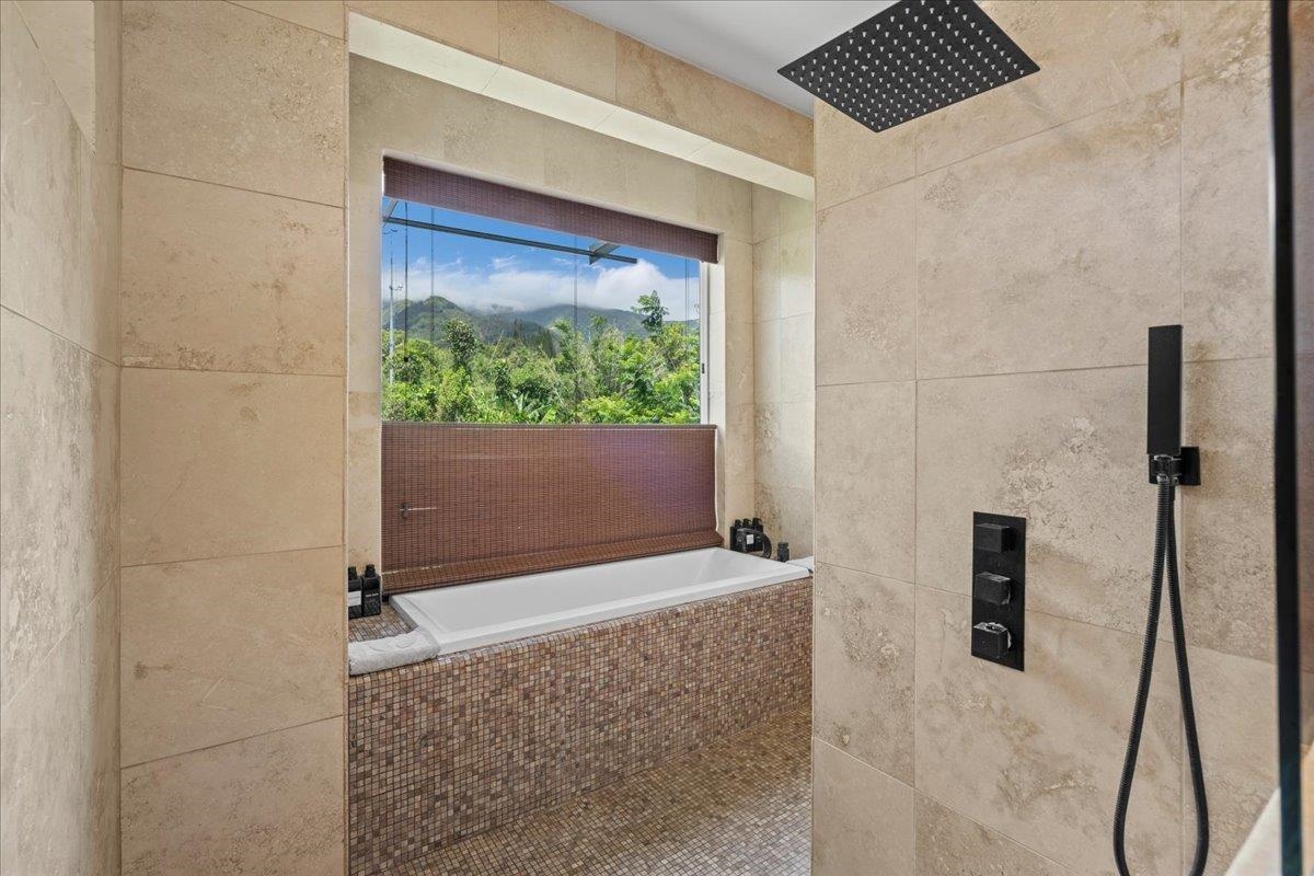 2150 Kamaile St Property Photo 29