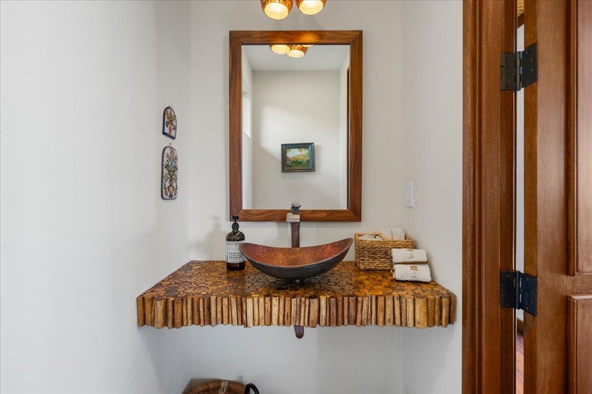 2150 Kamaile St Property Photo 40
