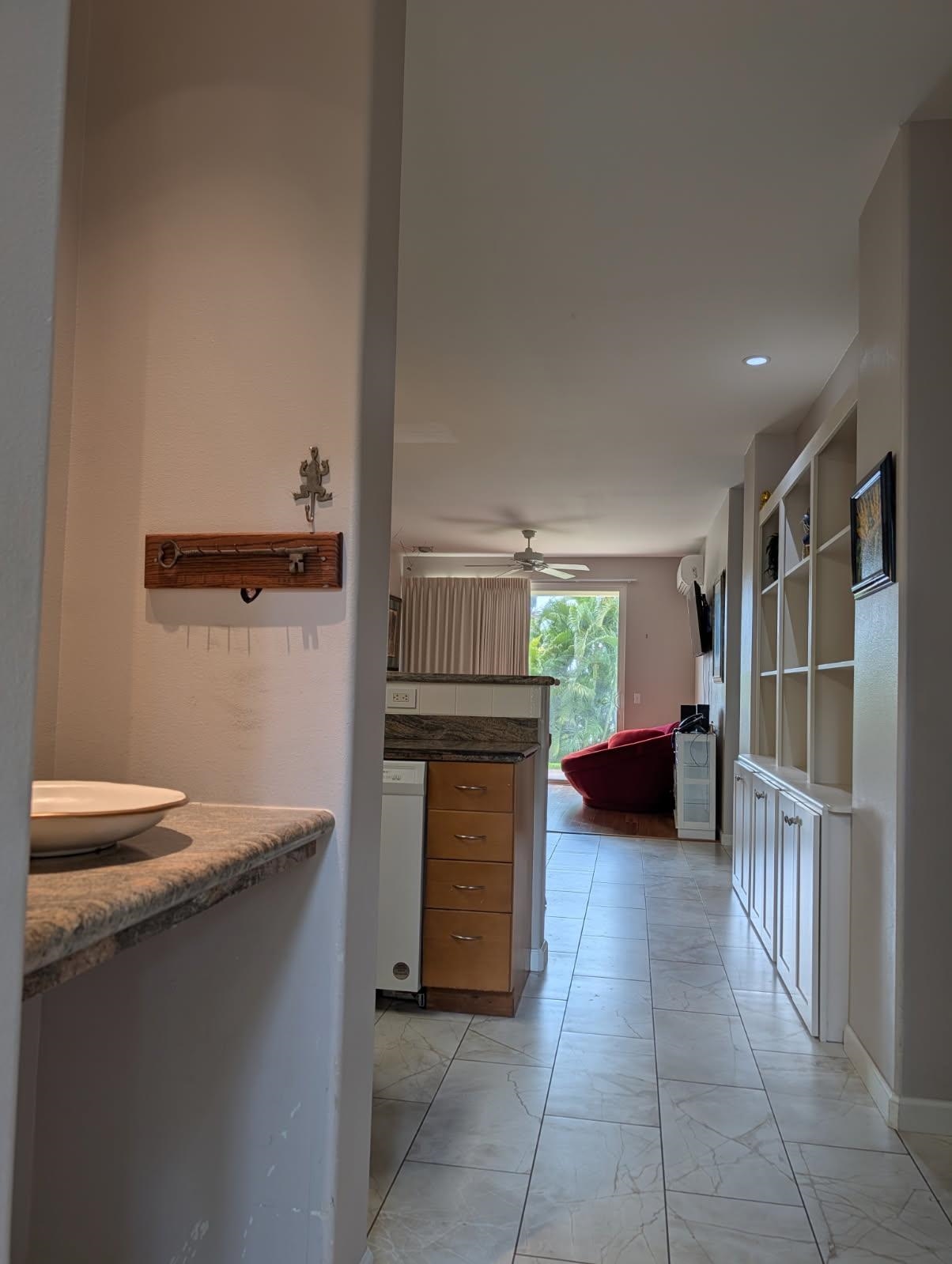 3950 Kalai Waa St Property Photo 4