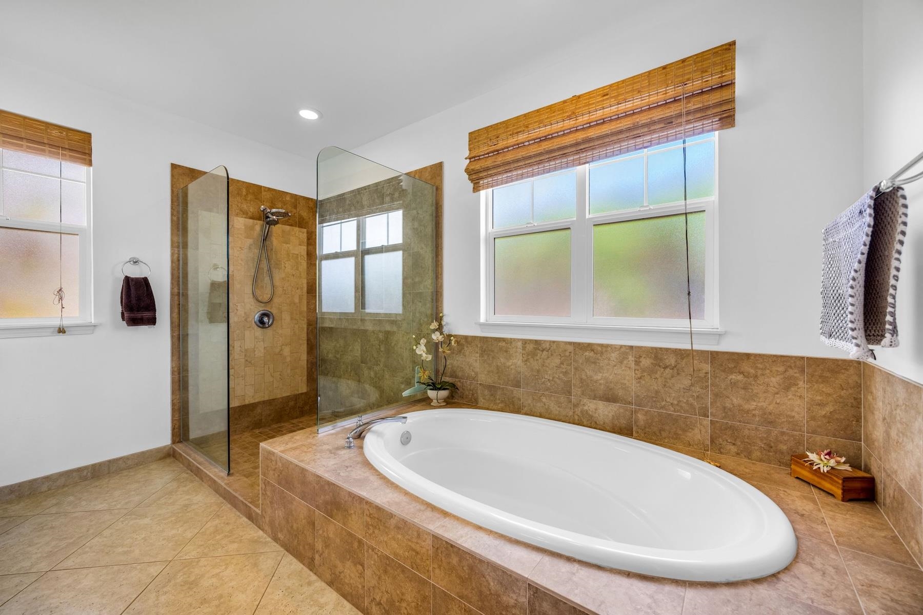 211 Kuli Puu St Property Photo 18