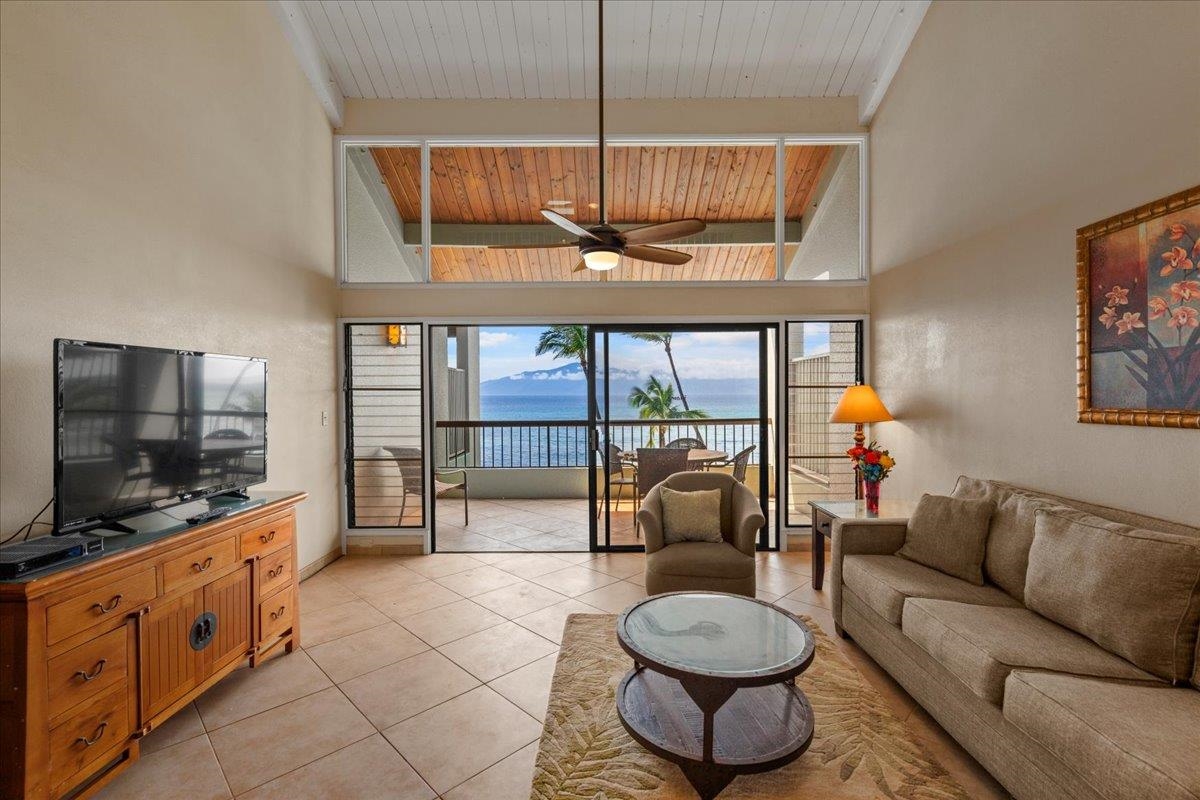 3875 Lower Honoapiilani Rd Property Photo 8