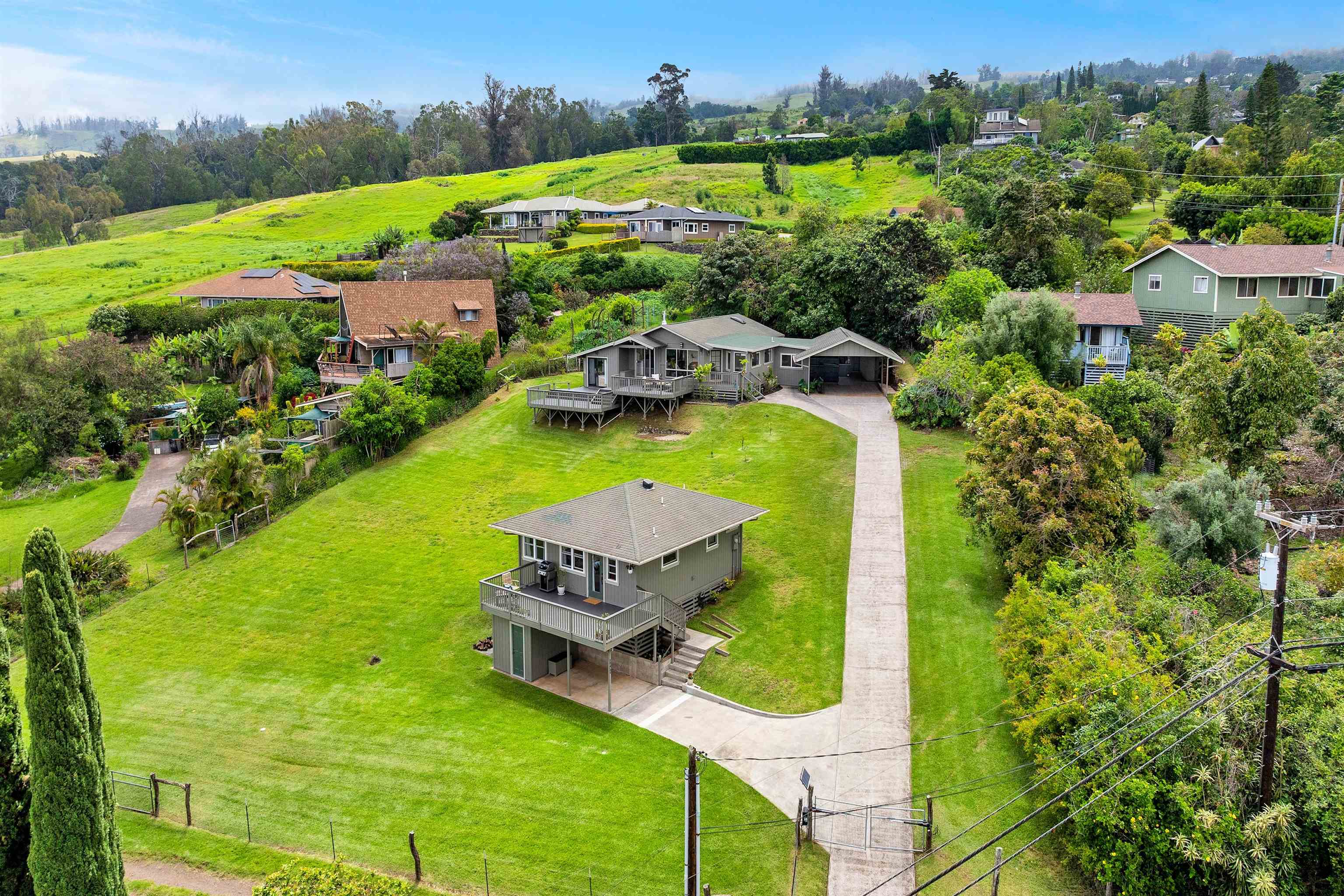 1041 Lower Kimo Rd Property Photo 2