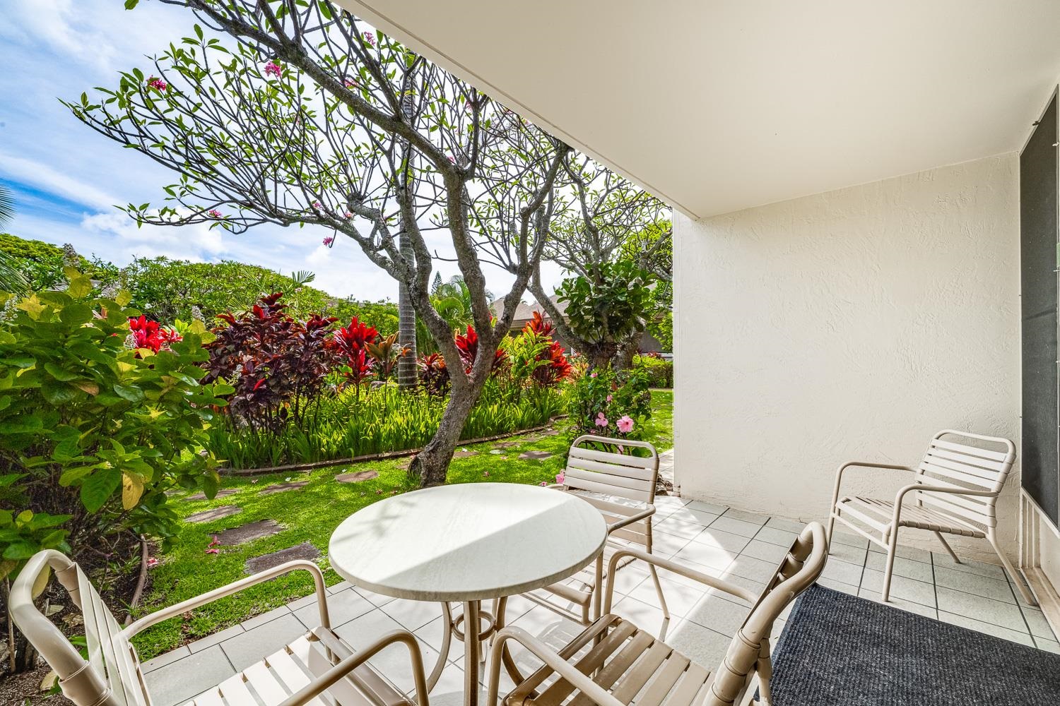 5315 Lower Honoapiilani Rd Property Photo 12