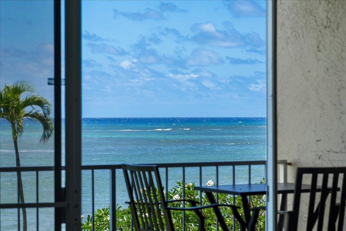 4365 Lower Honoapiilani Rd Property Photo 15