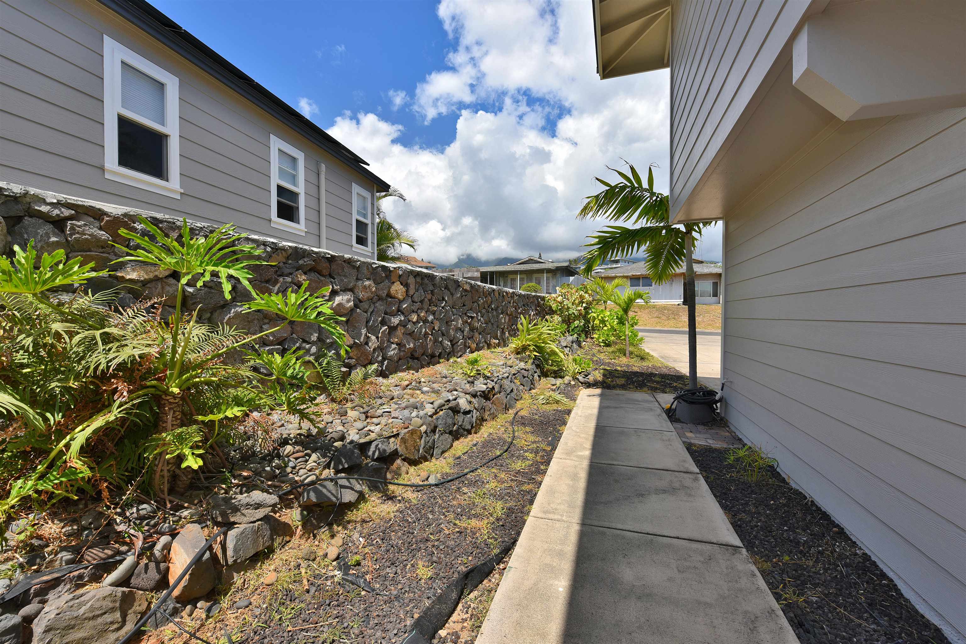 1344 Hiahia St Property Photo 34
