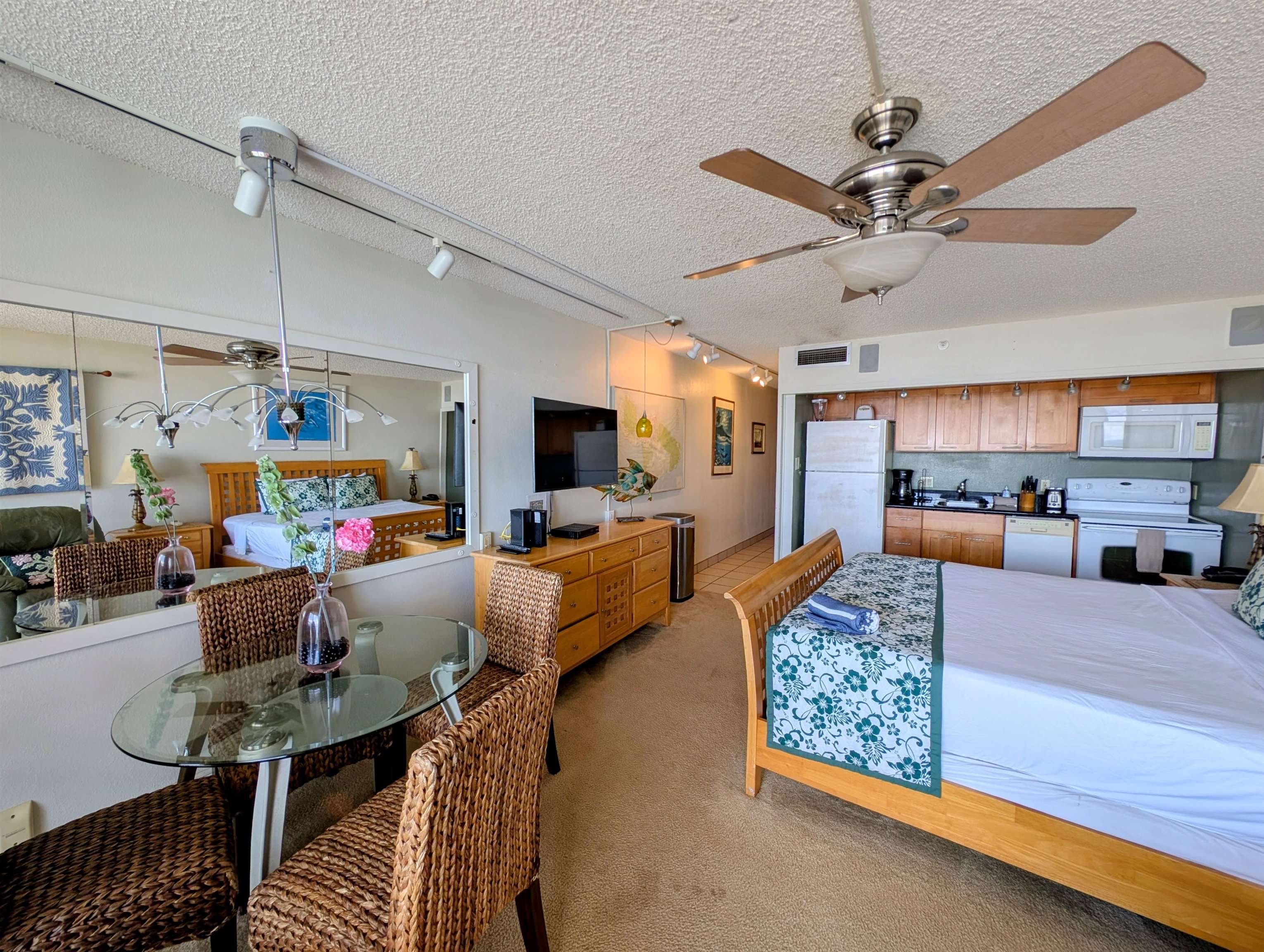 4365 Lower Honoapiilani Rd Property Photo 4