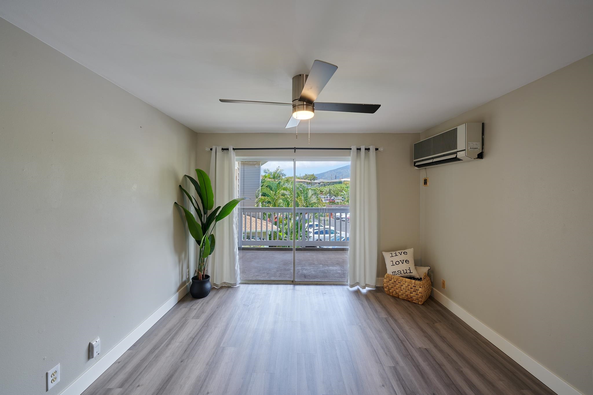 56 Kunihi Ln Property Photo 4