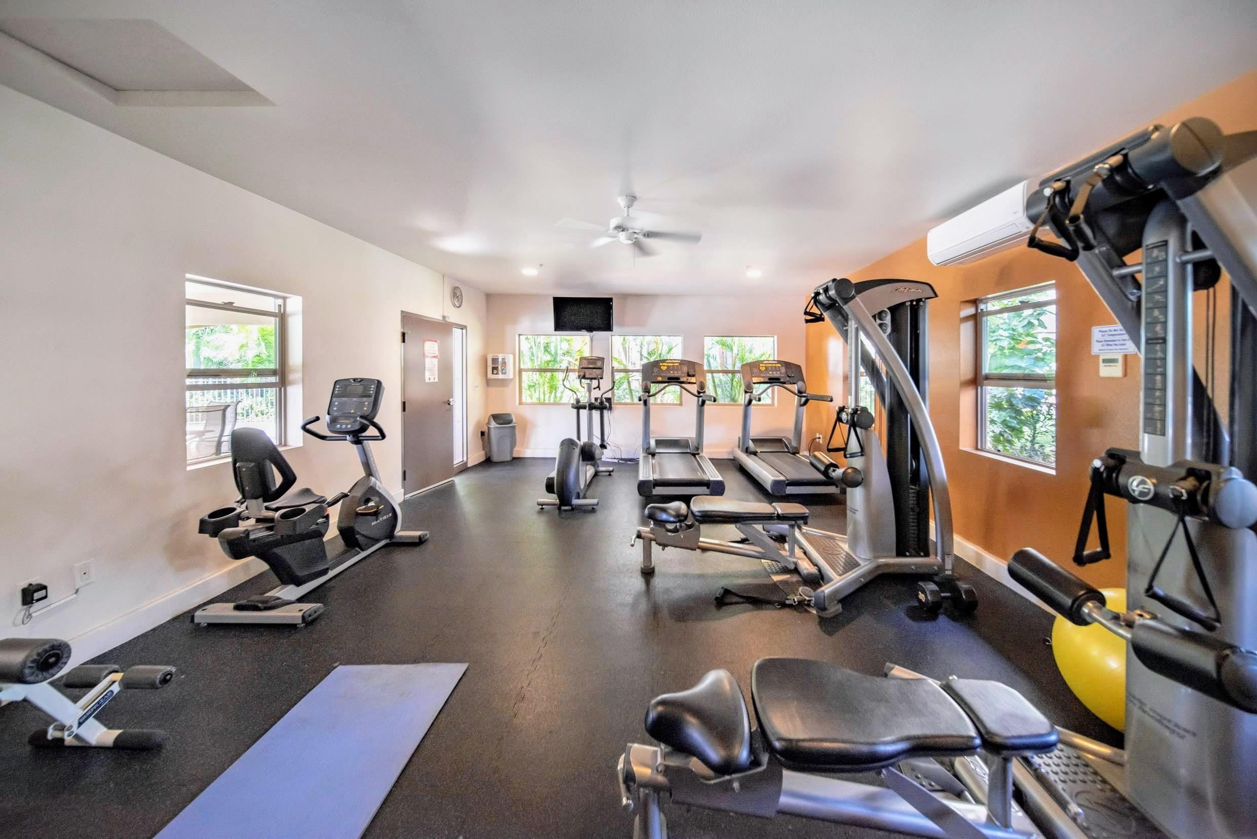 1300 Limahana Cir Property Photo 19