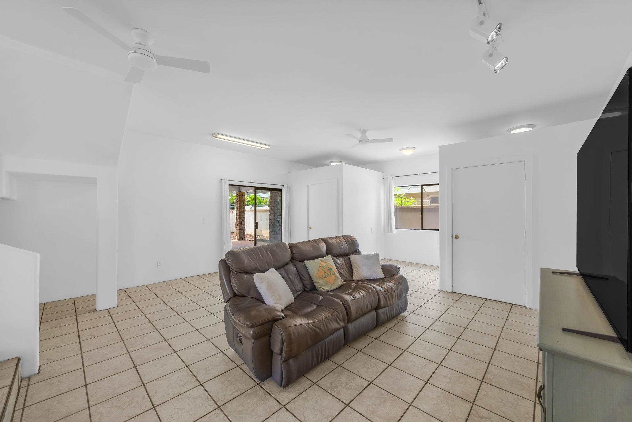 295 Kaihoi St Property Photo 38
