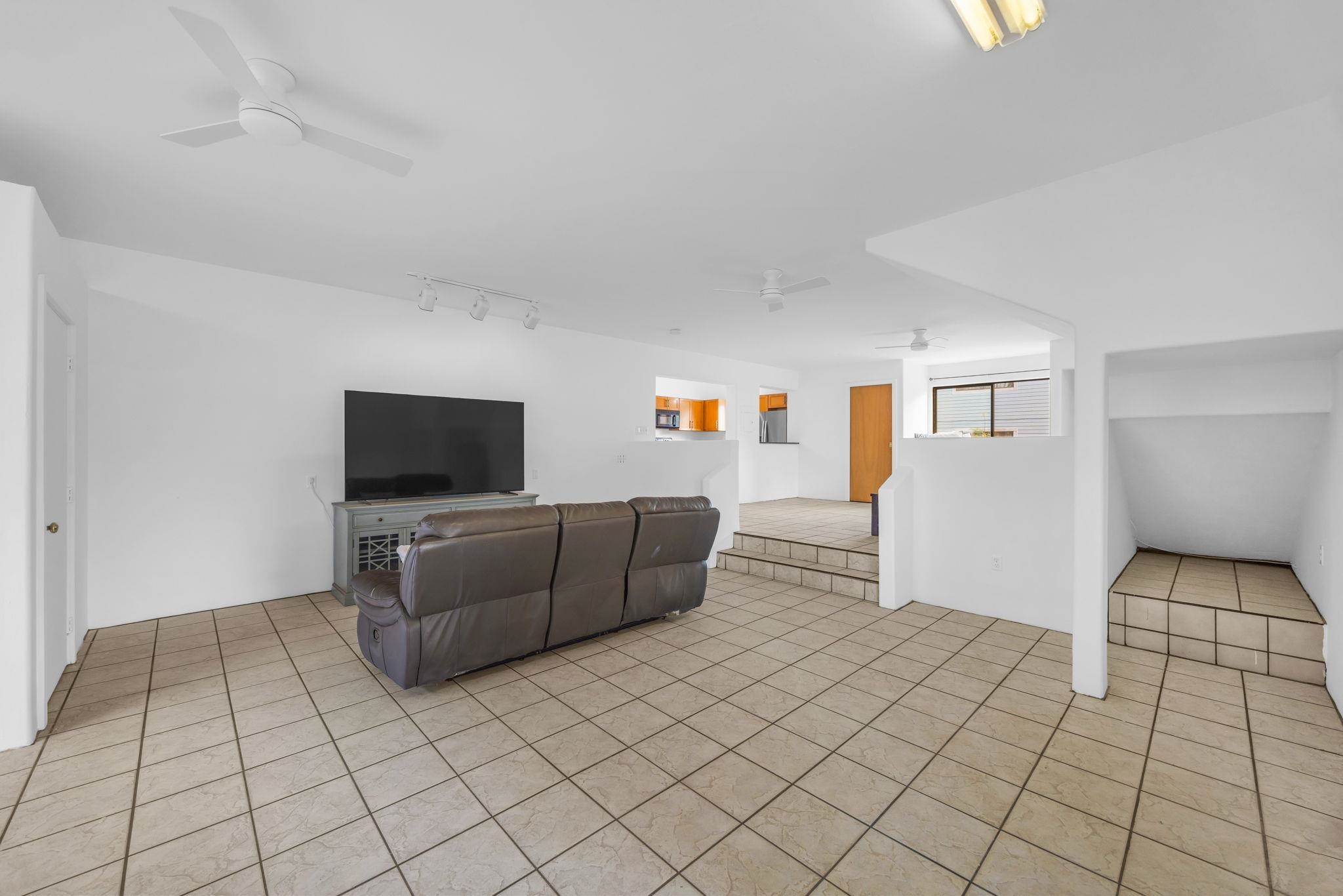 295 Kaihoi St Property Photo 42