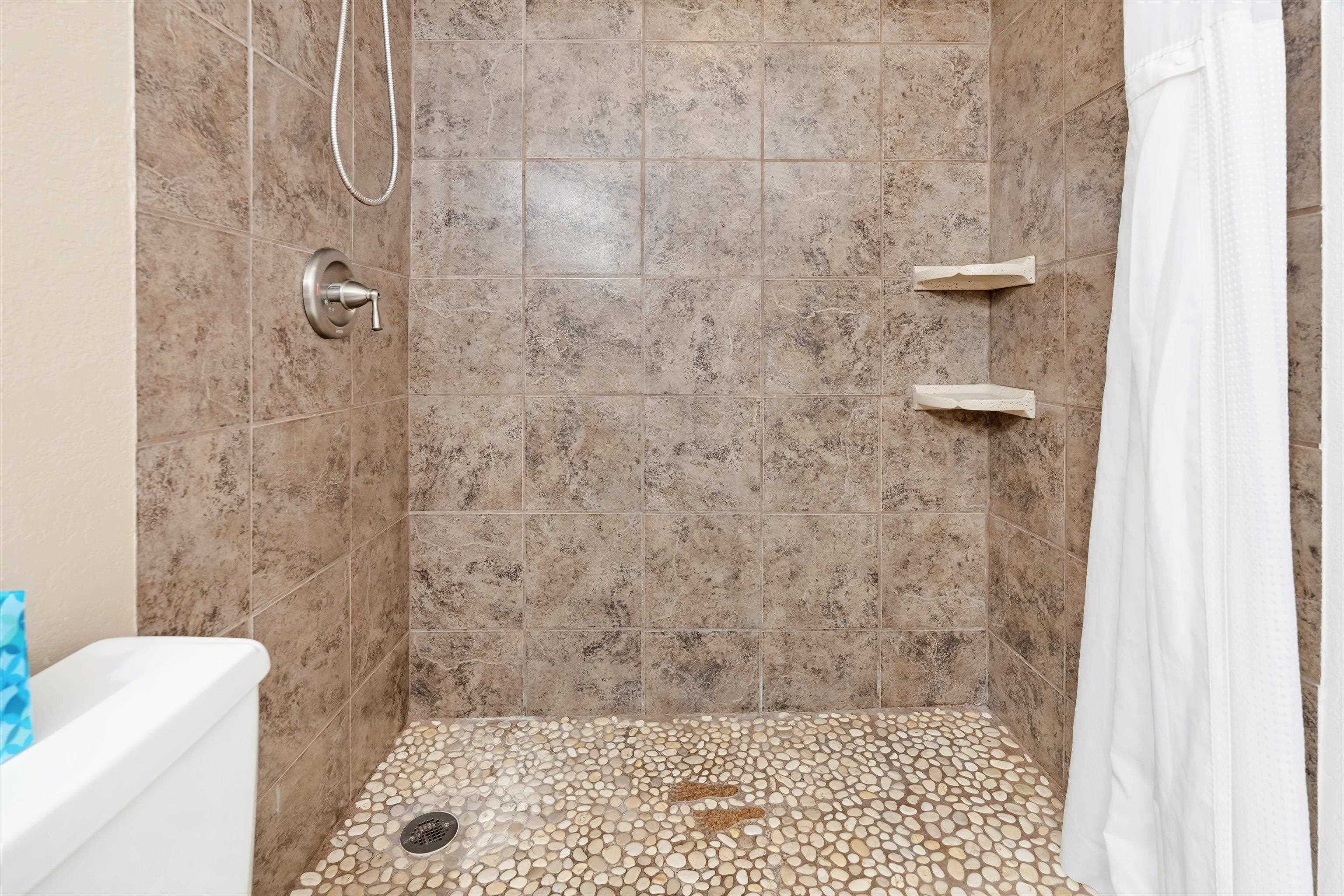 1299 Uluniu Rd Property Photo 22