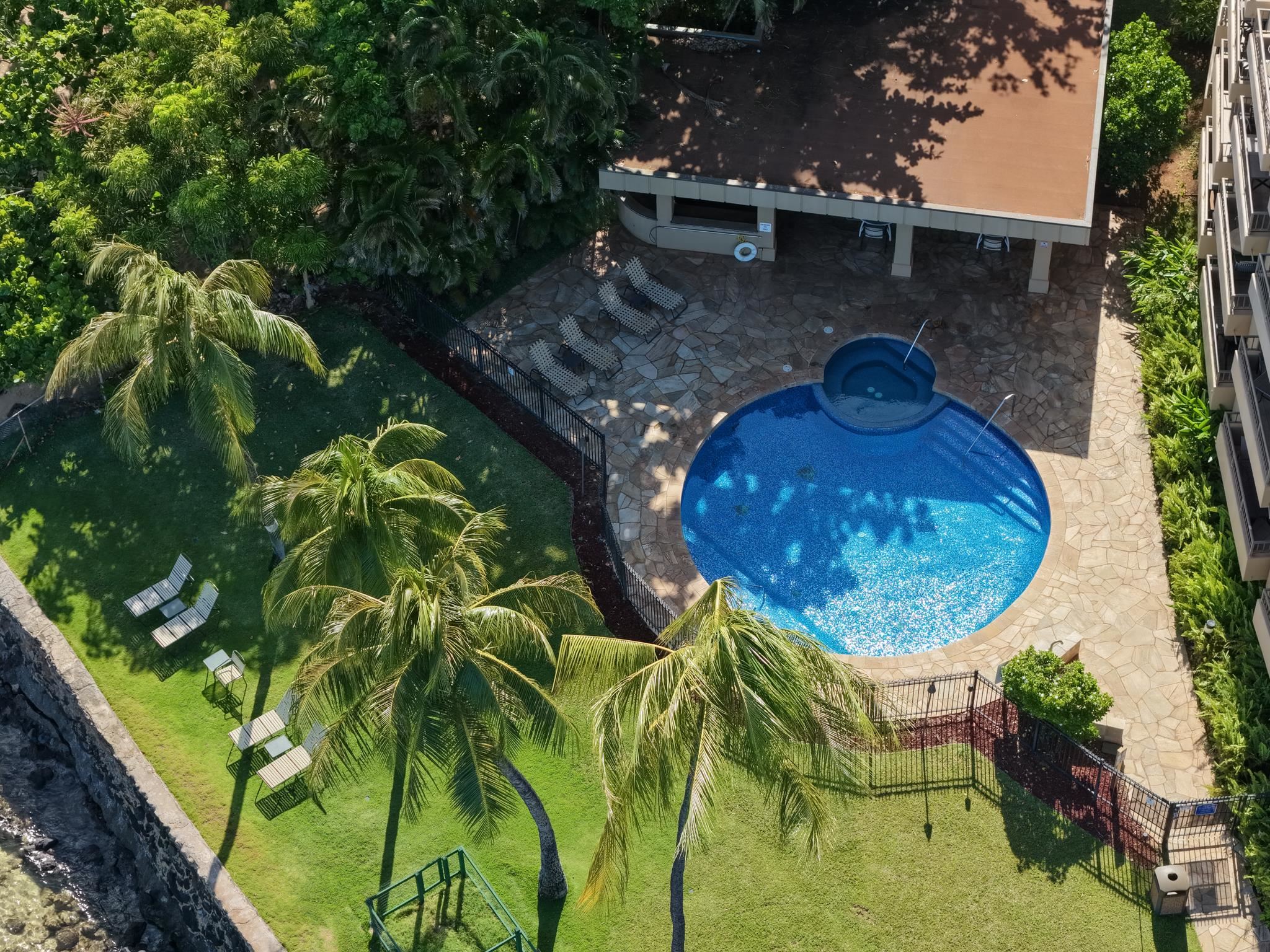 3615 Lower Honoapiilani Rd Property Photo 38