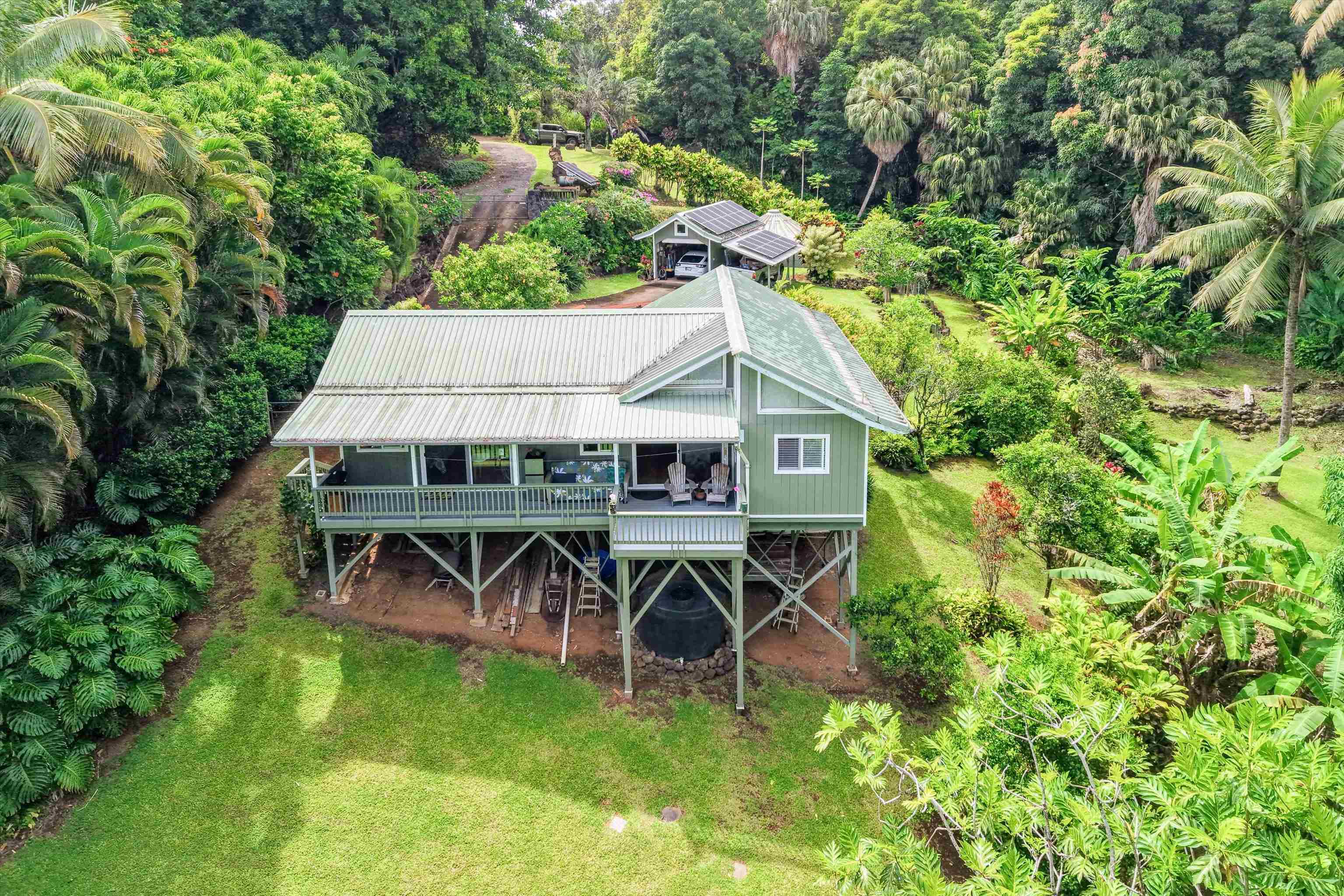 630 Hoolawa Rd Property Photo 1