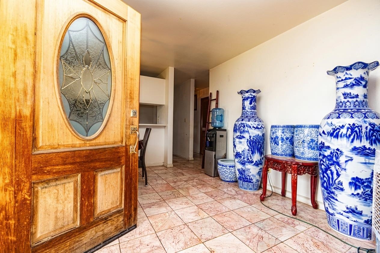925 Kuhio Pl Property Photo 3