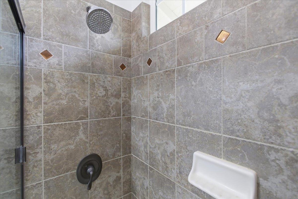 21 Laukona St Property Photo 37