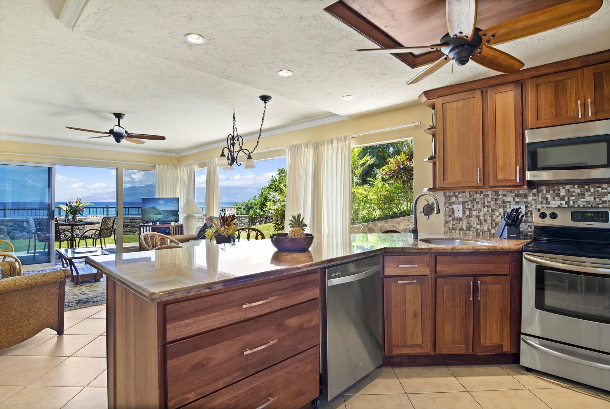 4909 Lower Honoapiilani Rd Property Photo 2