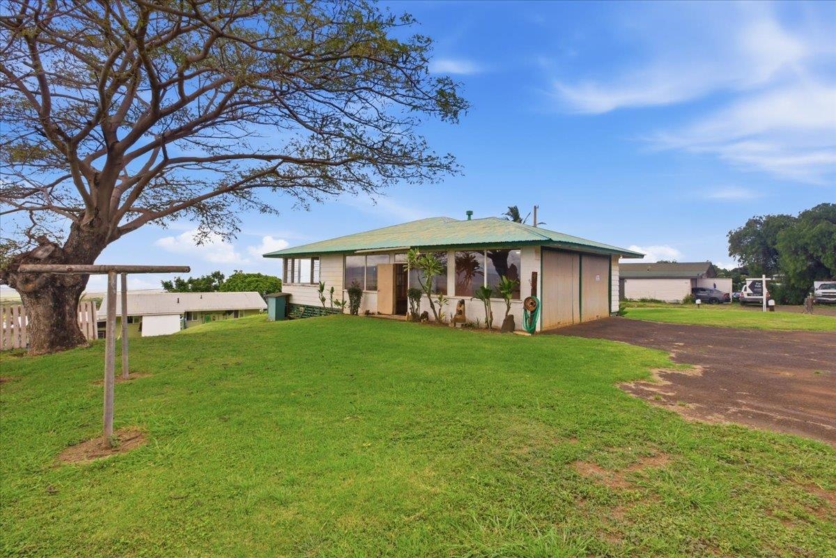 2840 Koea Pl Property Photo 3