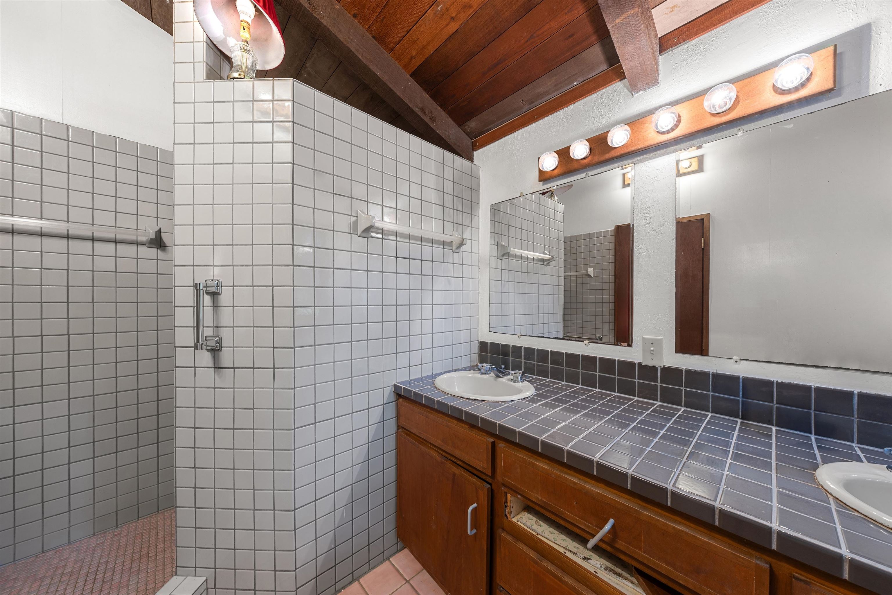 311 Awalau Rd Property Photo 19