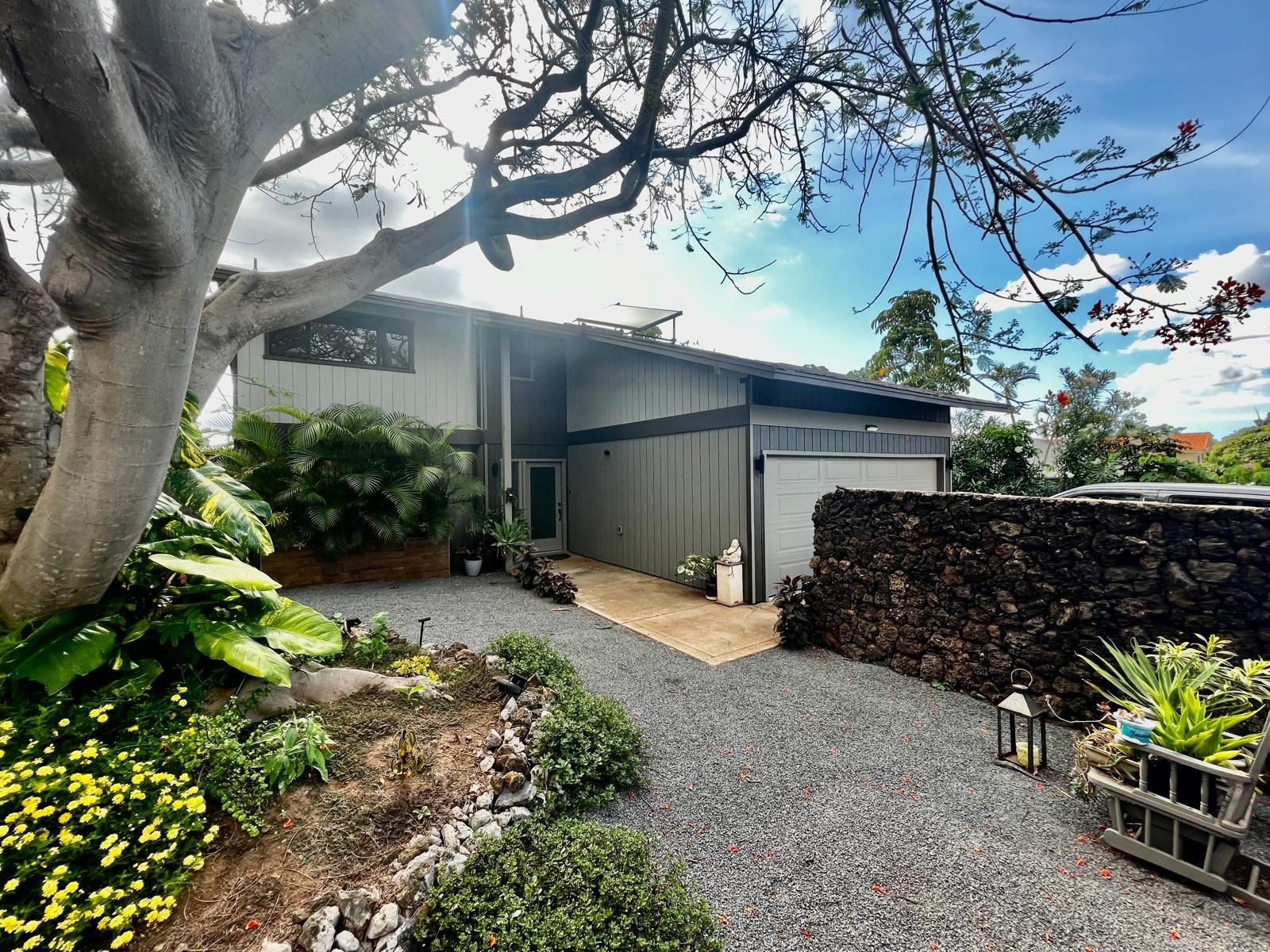 2824 Ohina St Property Photo 1