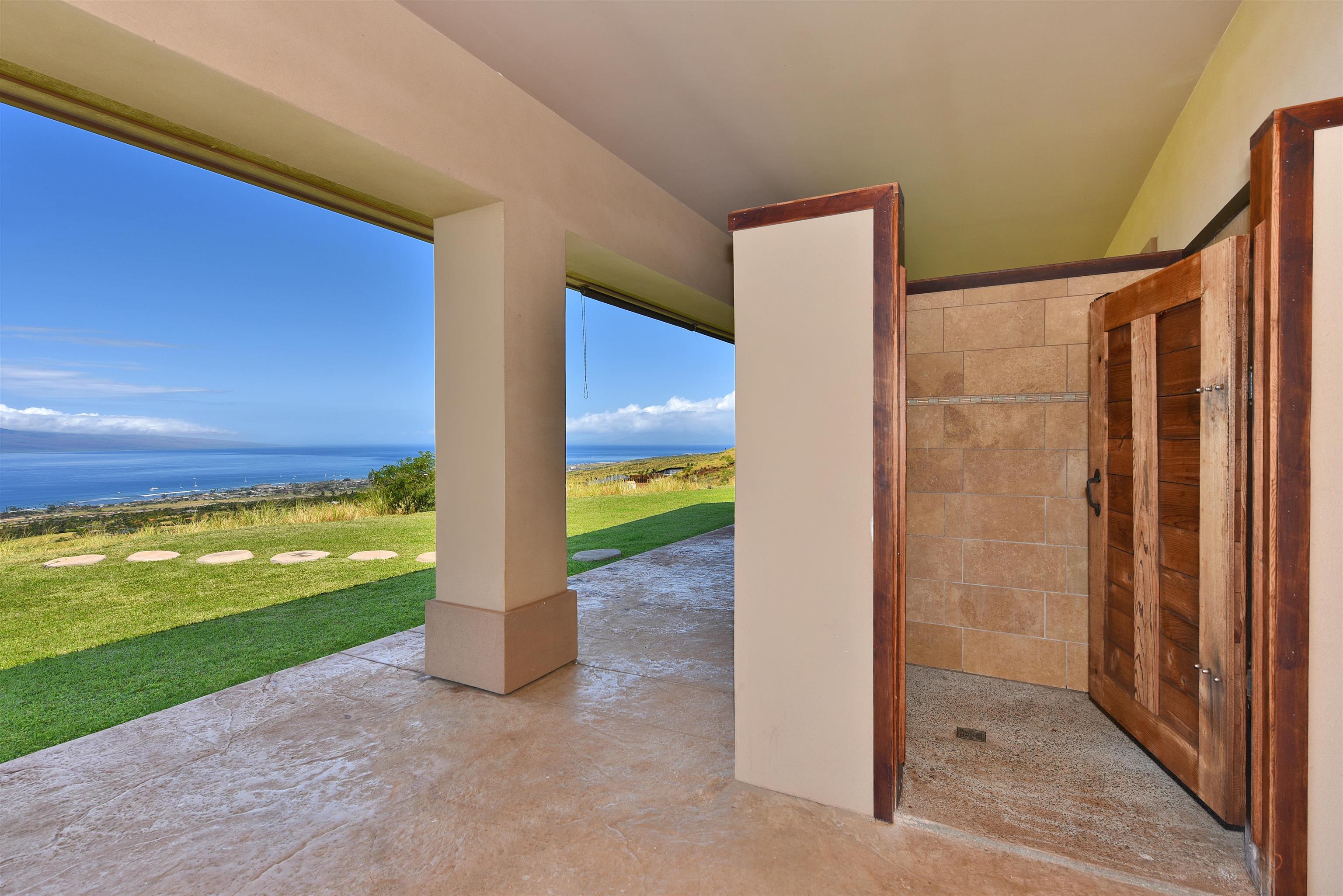 390 Punakea Loop Property Photo 45