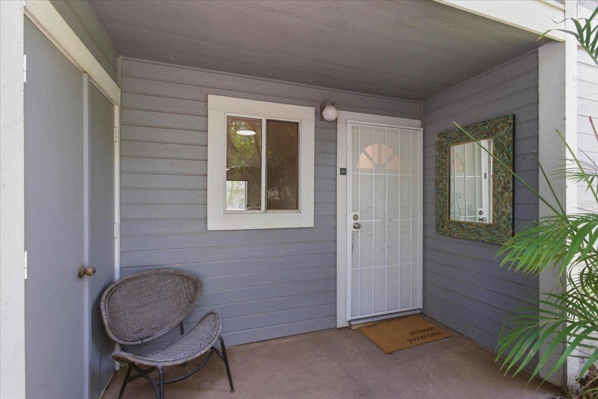 160 Keonekai Rd Property Photo 3