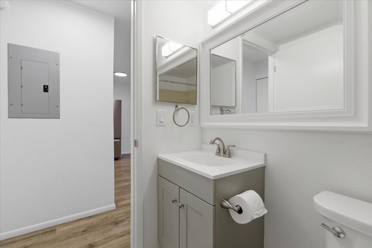 160 Keonekai Rd Property Photo 13