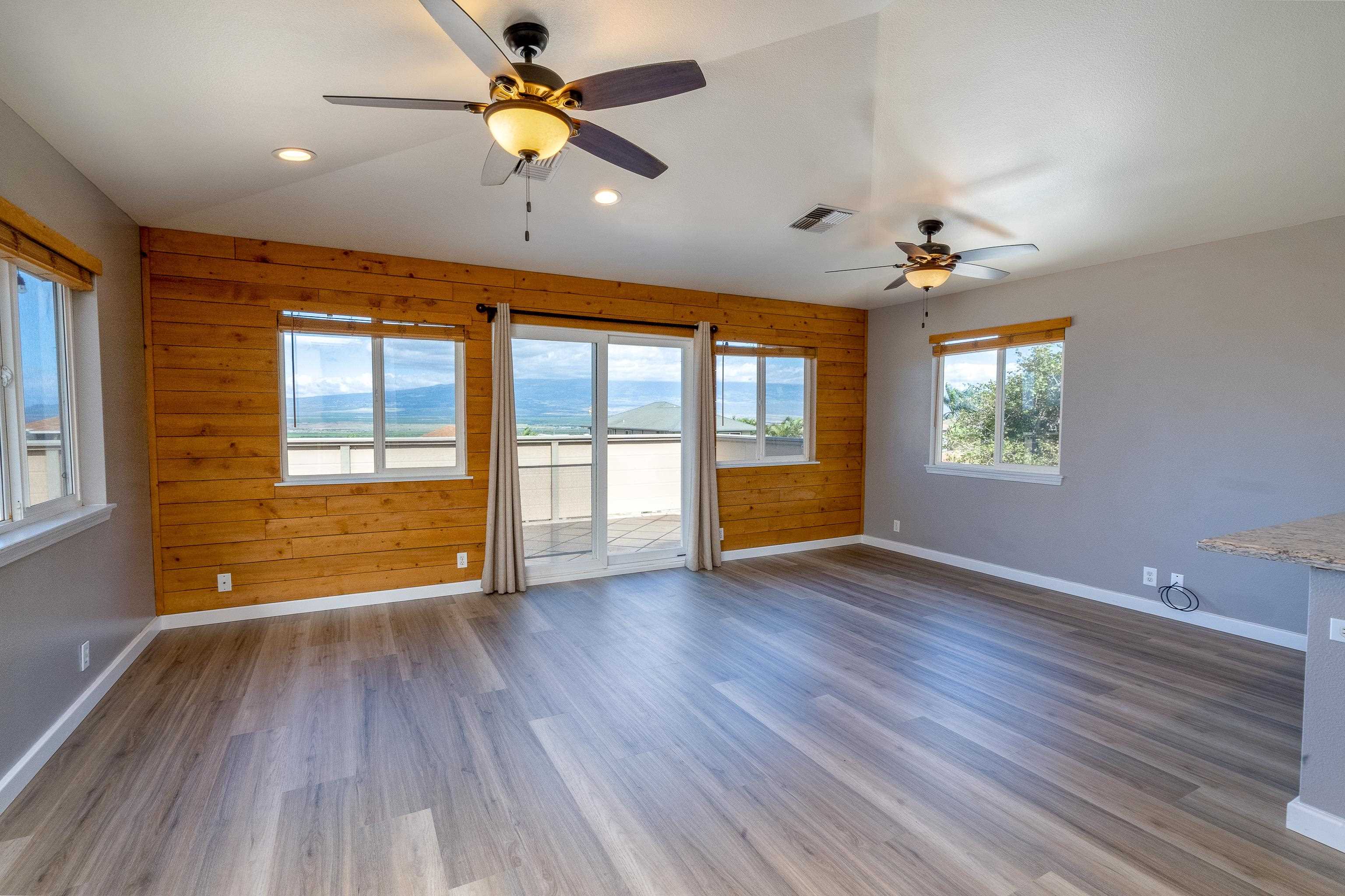 130 Kamahao Cir Property Photo 3