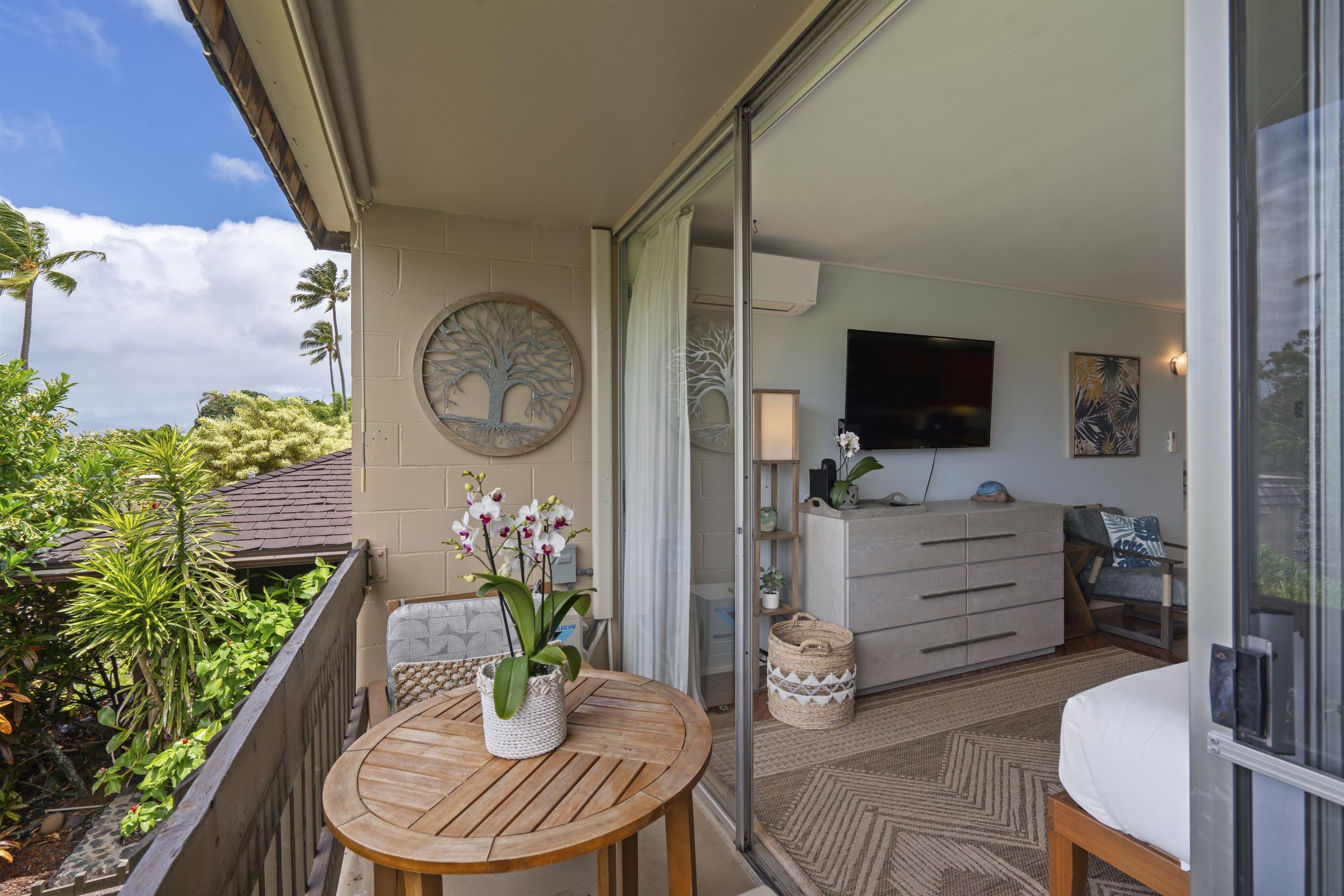 120 Hui Rd F Property Photo 16