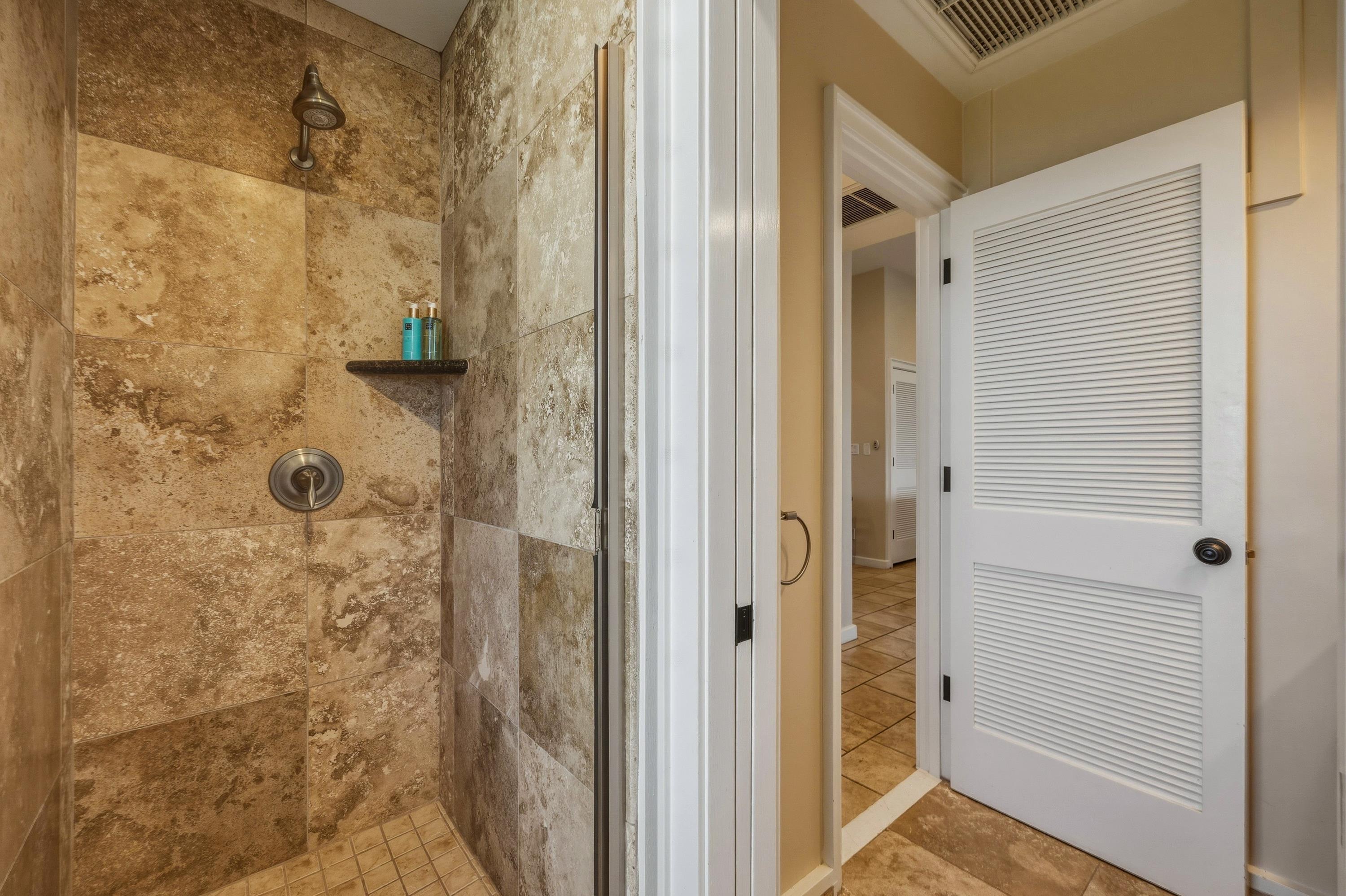 500 Bay Dr Property Photo 35