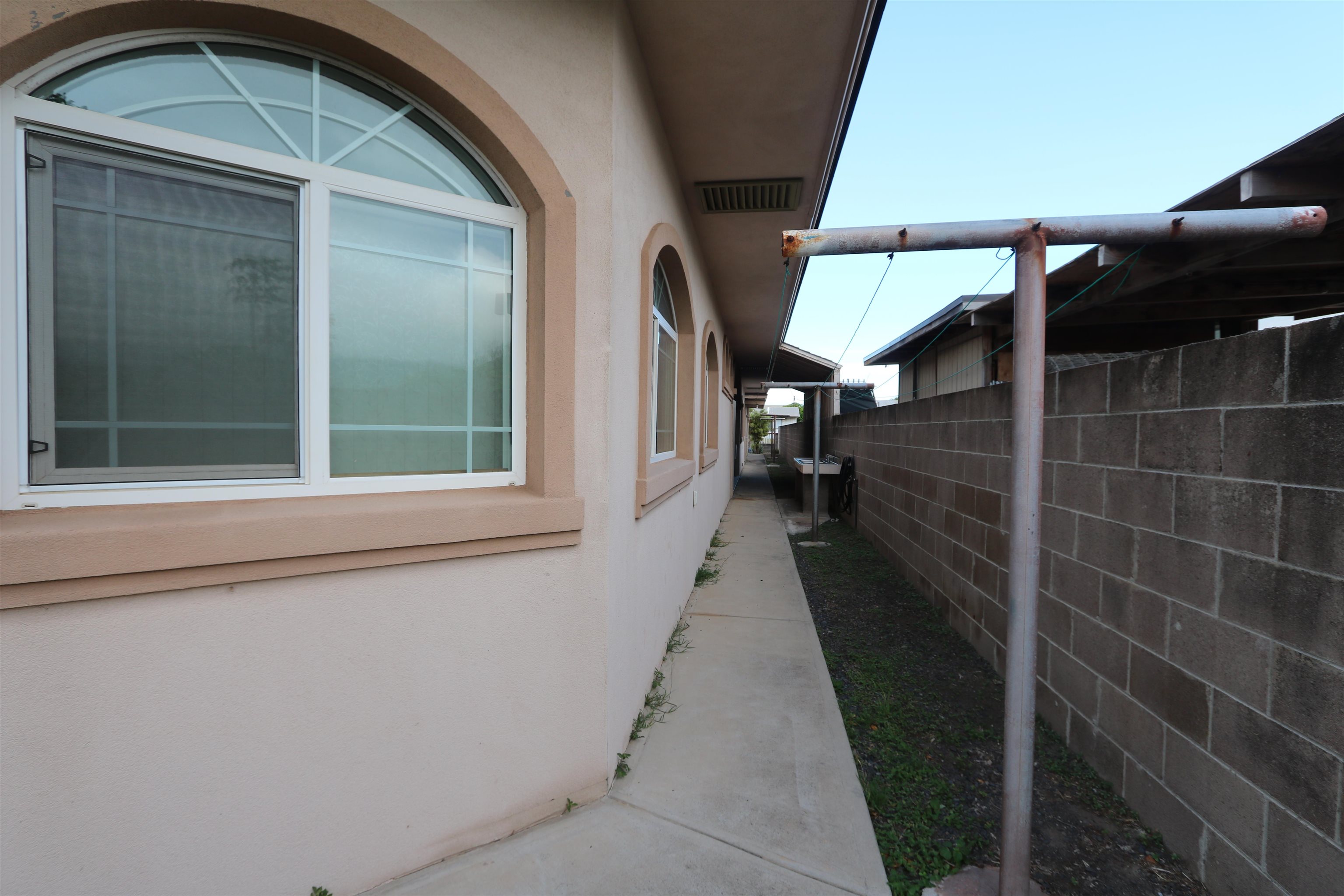 80 Nano St Property Photo 5