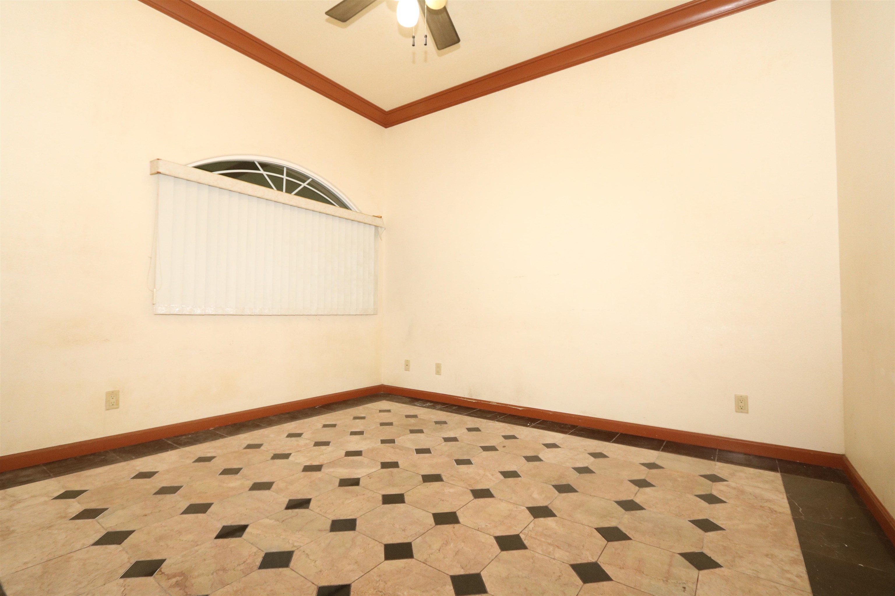 80 Nano St Property Photo 34