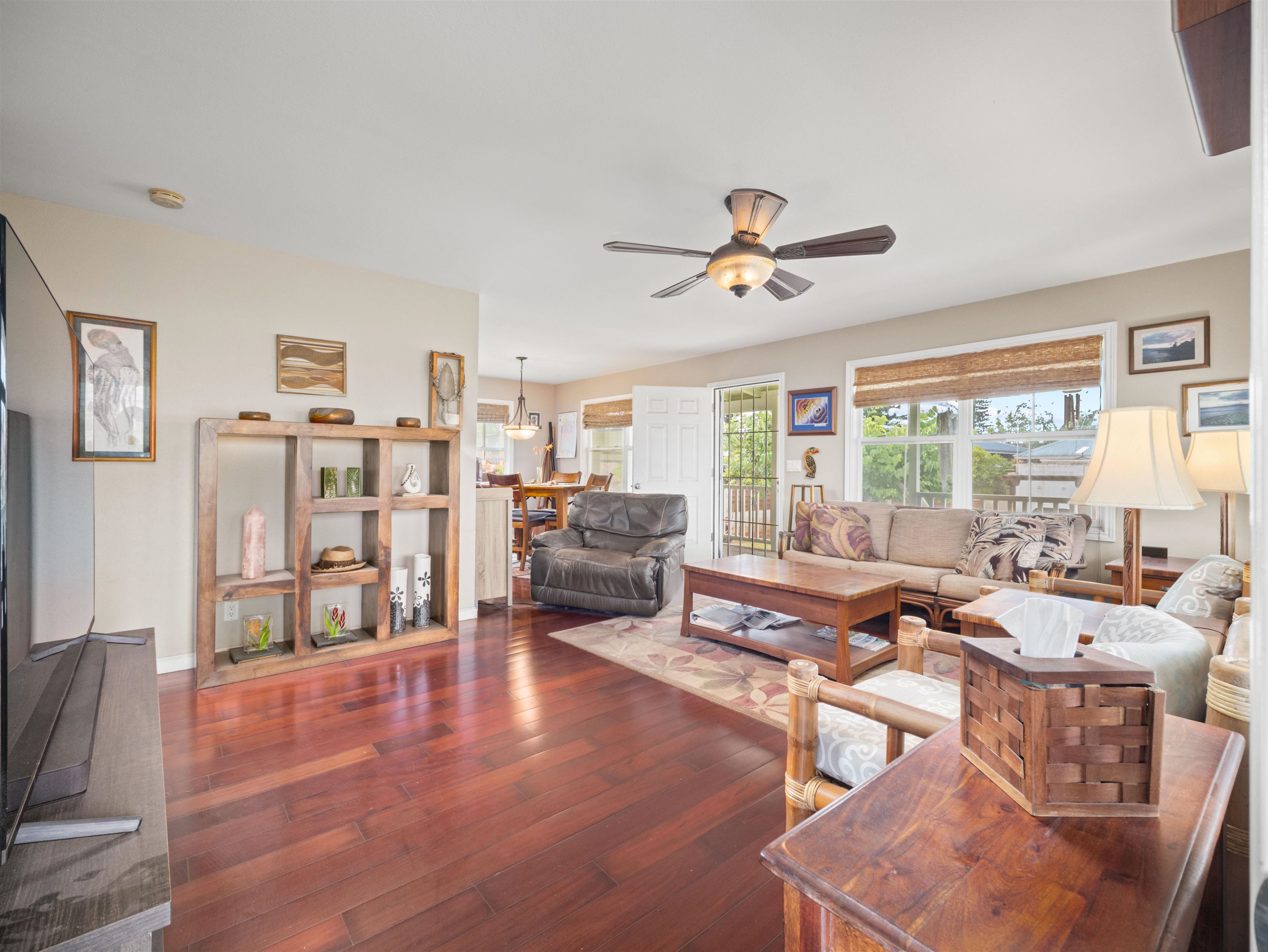 325 Thirteenth St Property Photo 3