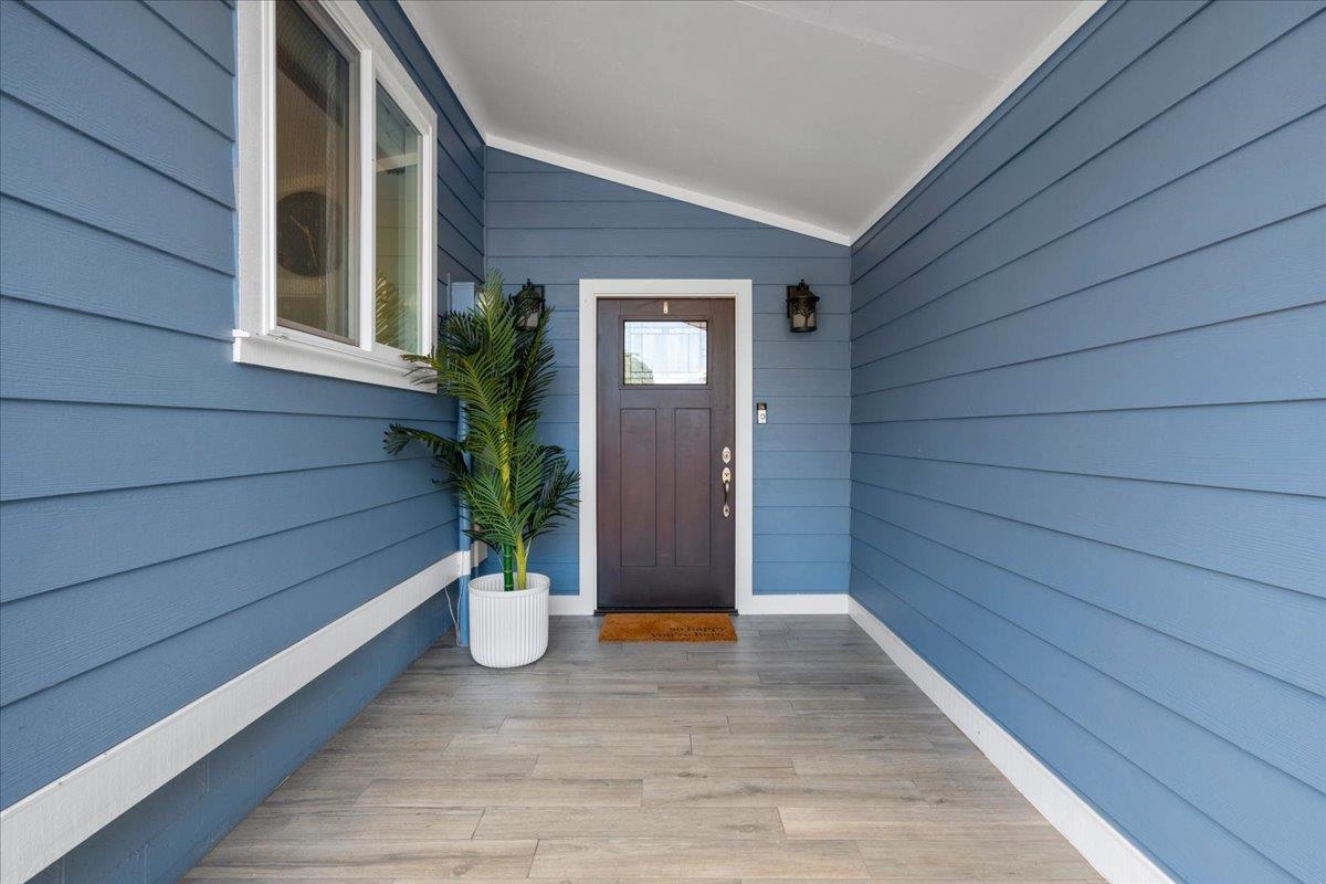 5177 Hanawai St Property Photo 6