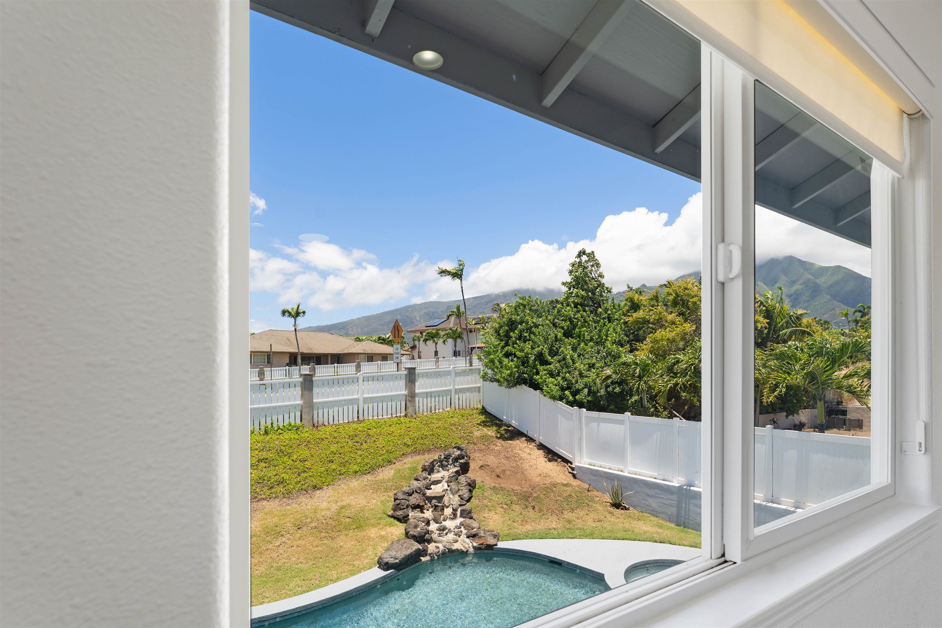 270 Puumakani St Property Photo 13