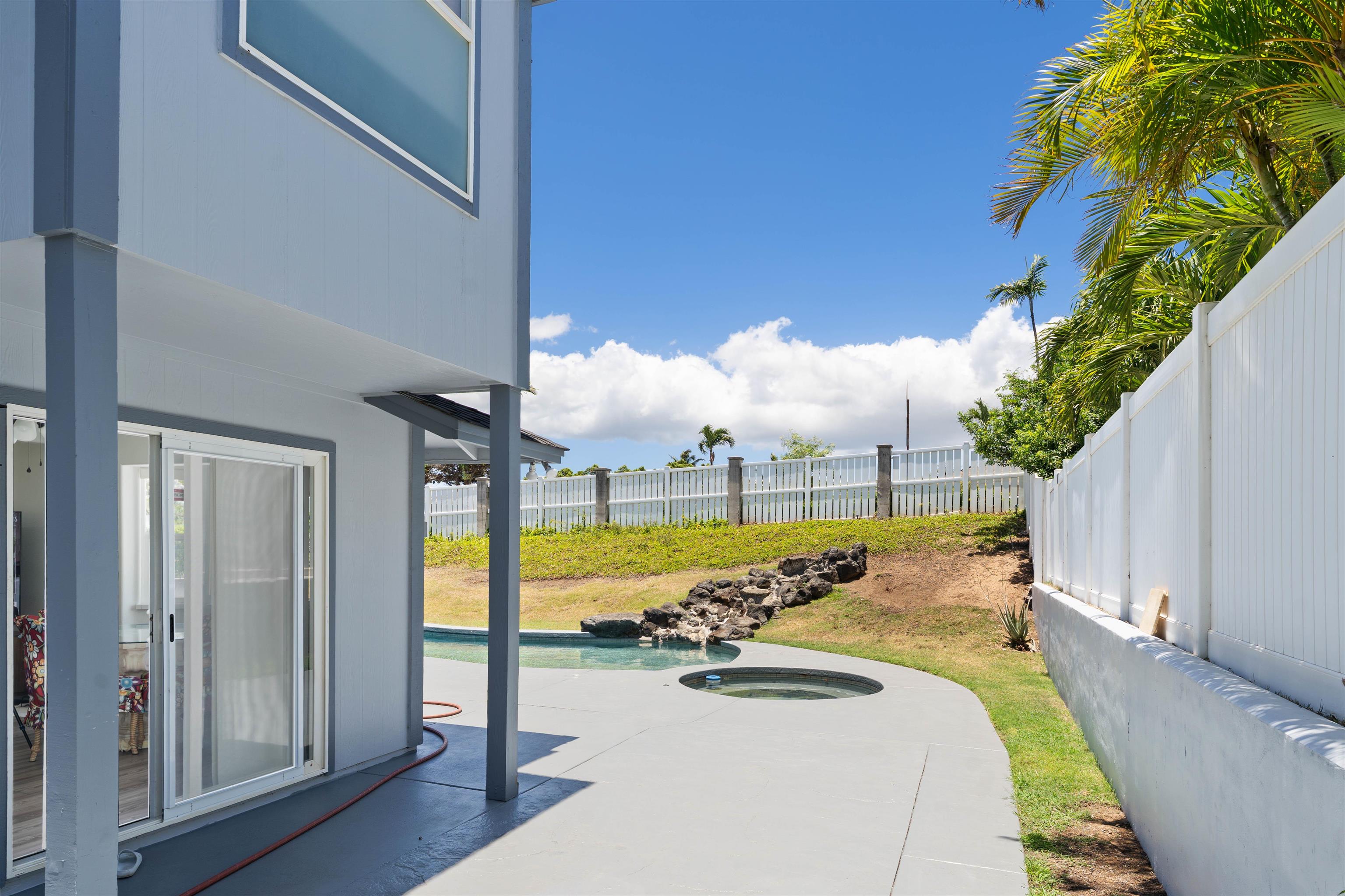 270 Puumakani St Property Photo 16