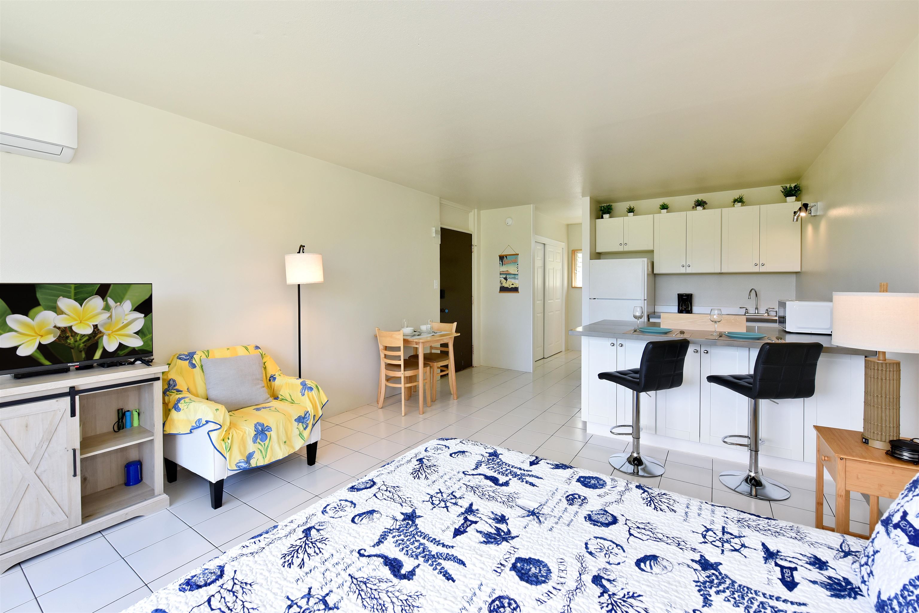 120 Hui Rd F Property Photo 2